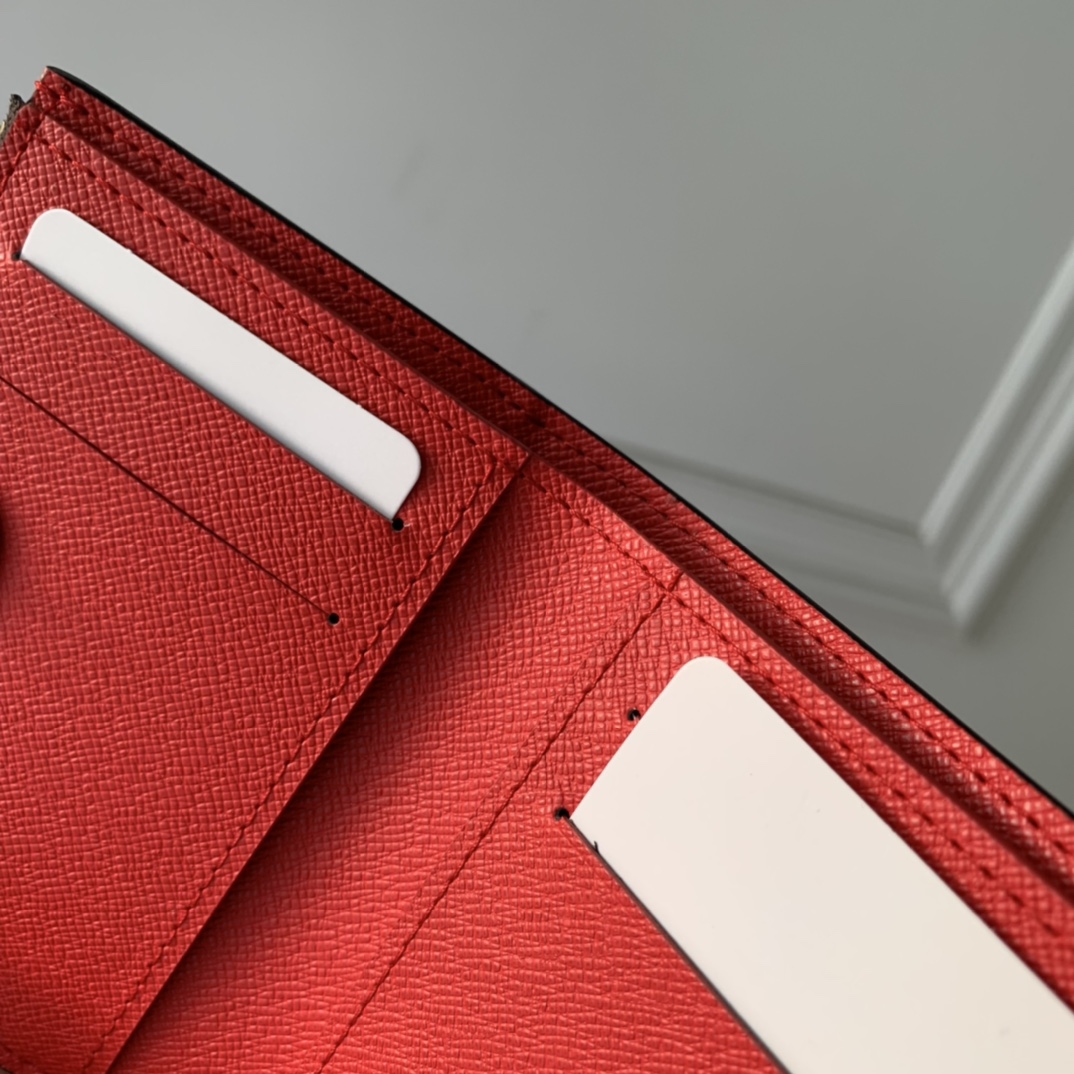 Louis Vuitton Wallet- M82381-9×11.5×1.5CM