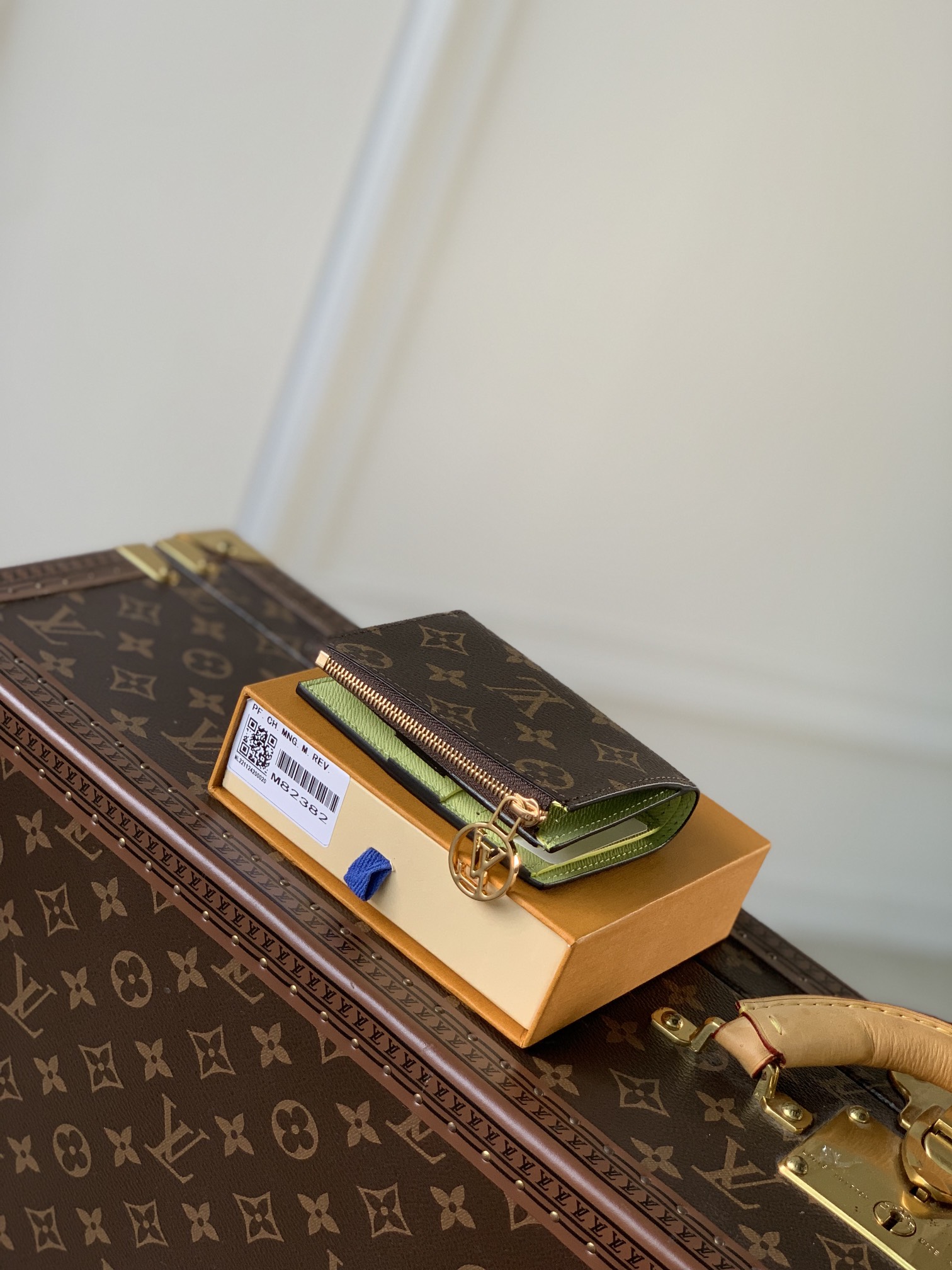 Louis Vuitton Wallet- M82381-9×11.5×1.5CM