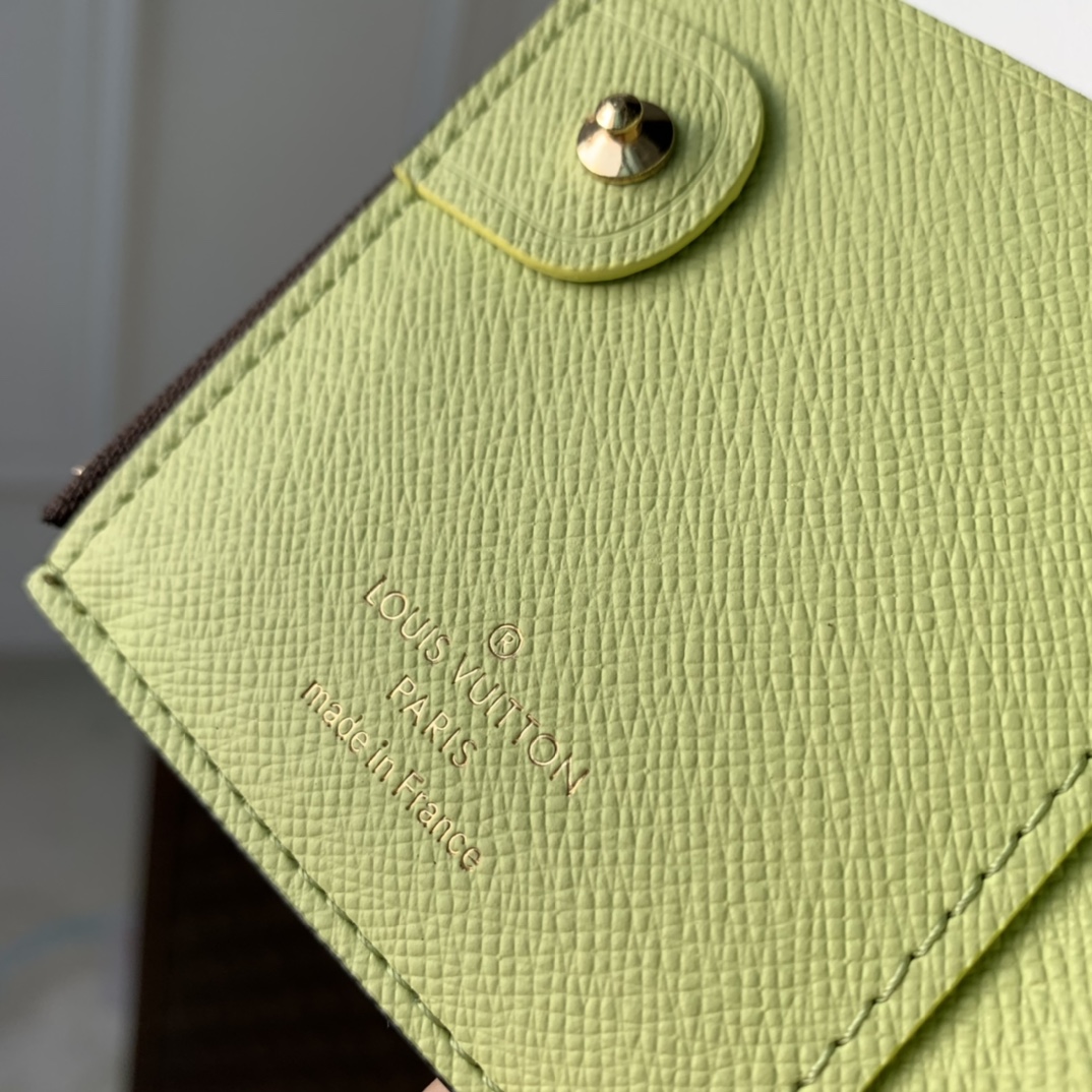 Louis Vuitton Wallet- M82381-9×11.5×1.5CM