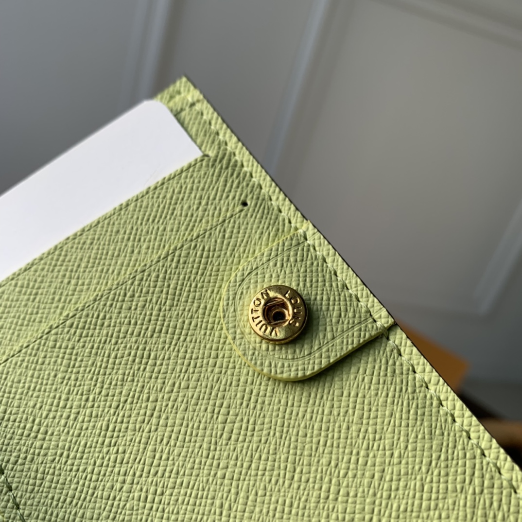 Louis Vuitton Wallet- M82381-9×11.5×1.5CM