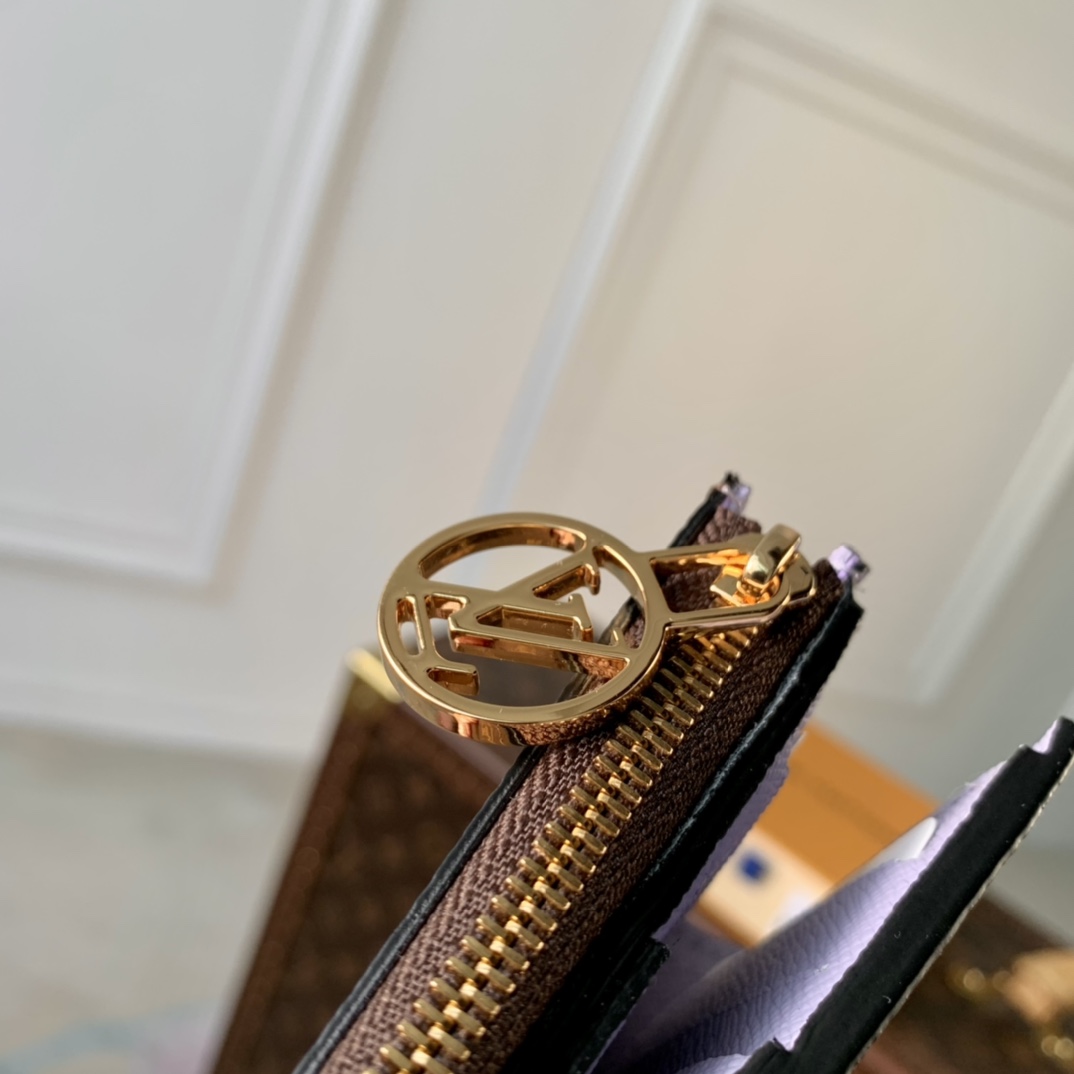 Louis Vuitton Wallet- M82381-9×11.5×1.5CM