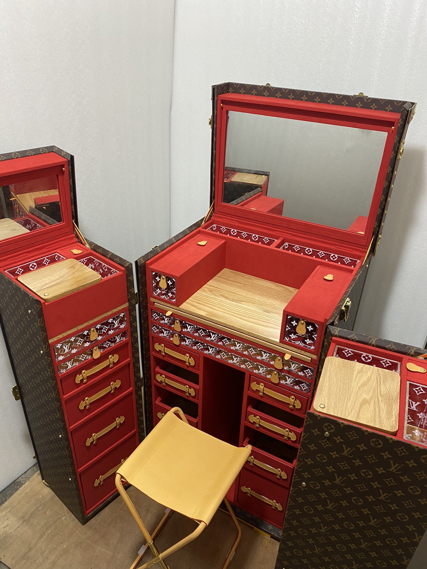 Louis Vuitton Customised Dressing Tables-105*67*56CM