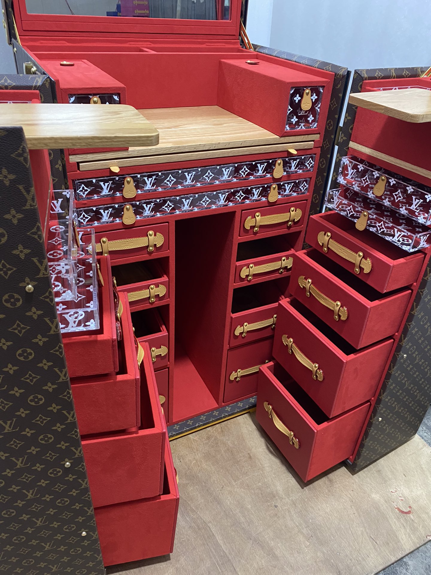 Louis Vuitton Customised Dressing Tables-105*67*56CM