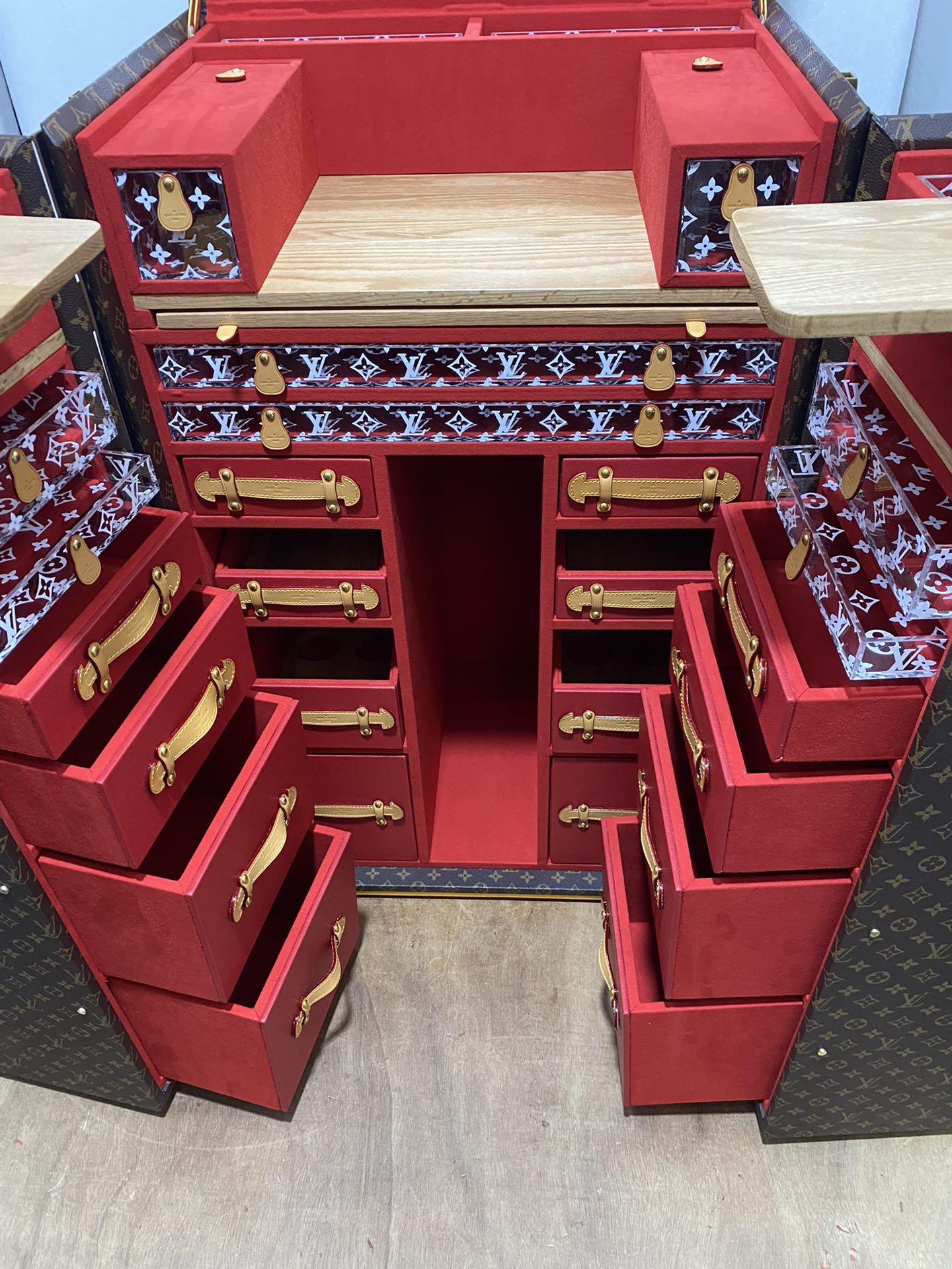 Louis Vuitton Customised Dressing Tables-105*67*56CM