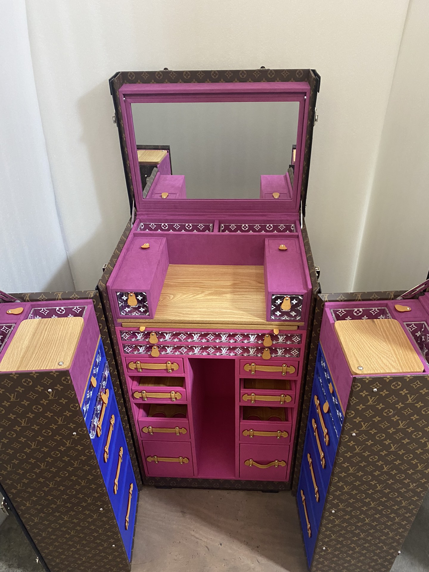 Louis Vuitton Customised Dressing Tables-105*67*56CM