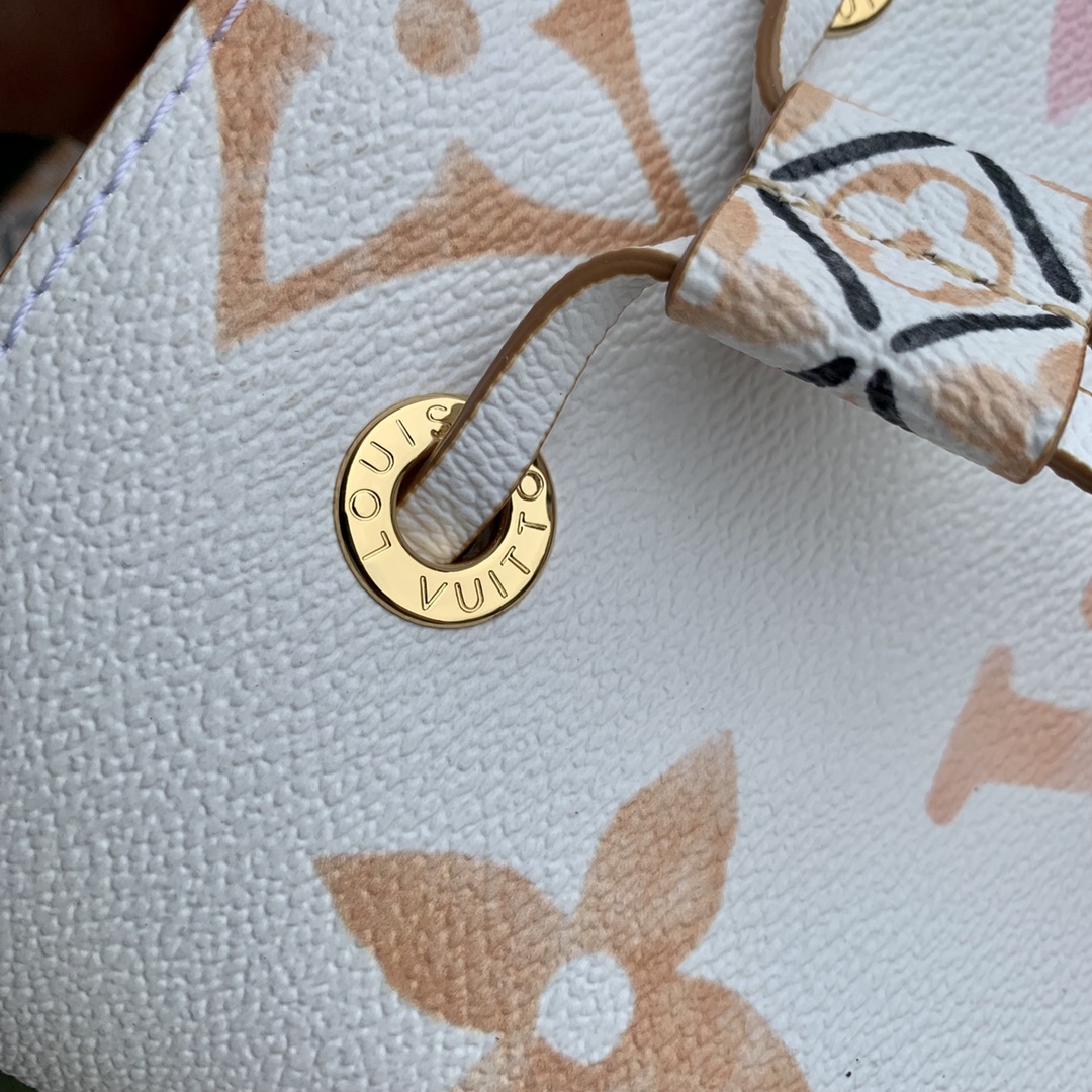 Louis Vuitton M22985 NeoNoe BB Handbag-20*20*13CM