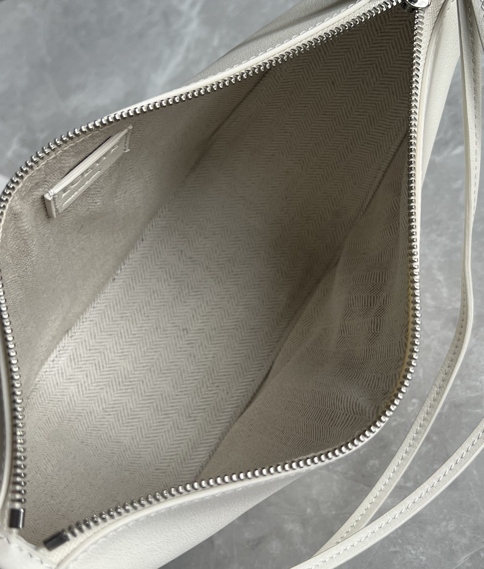 Lowee Hammock Hobo Bag-28*17*9.5CM