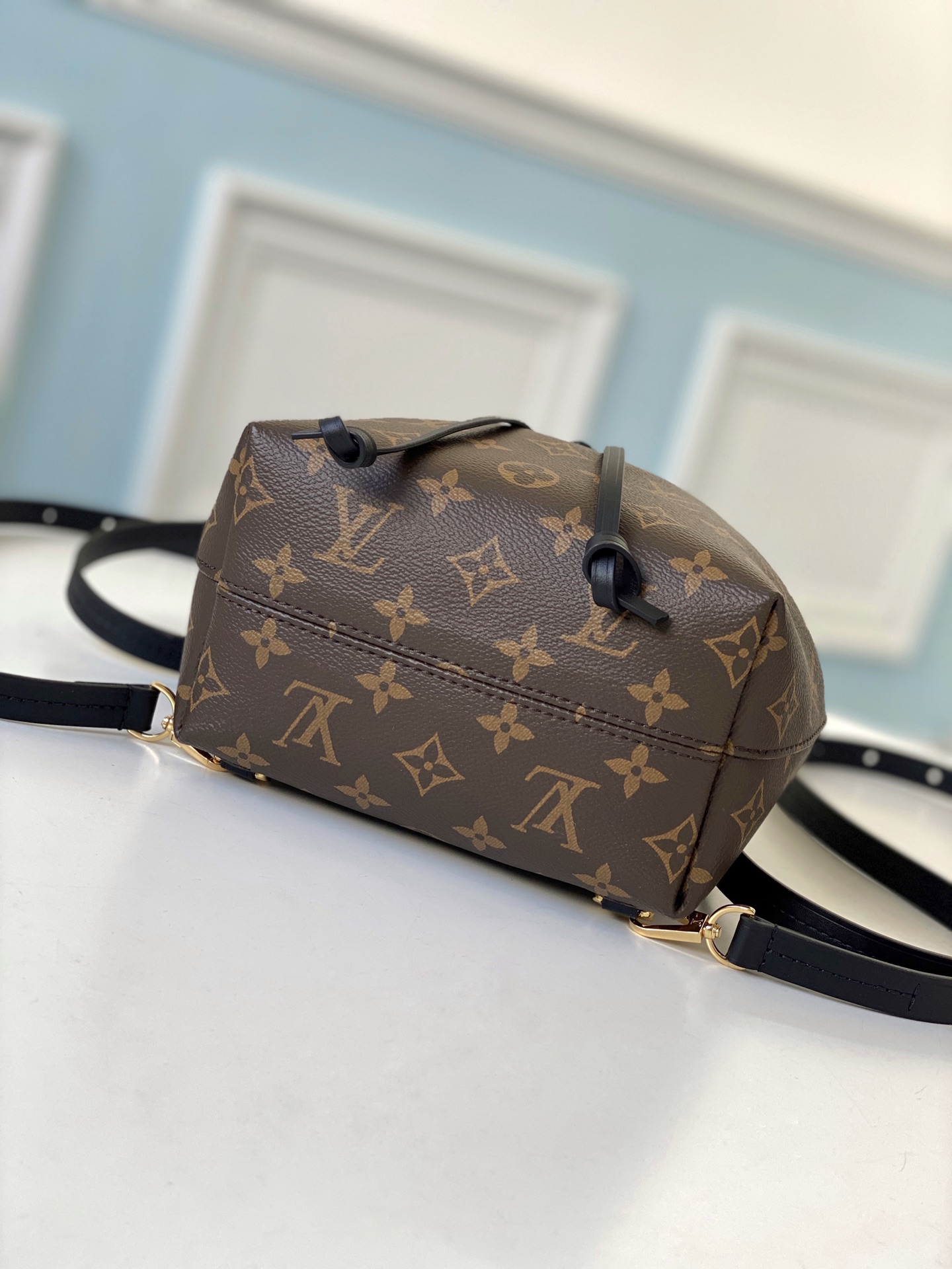 Louis Vuitton Montsouris Backpack-17*20*10.5.CM