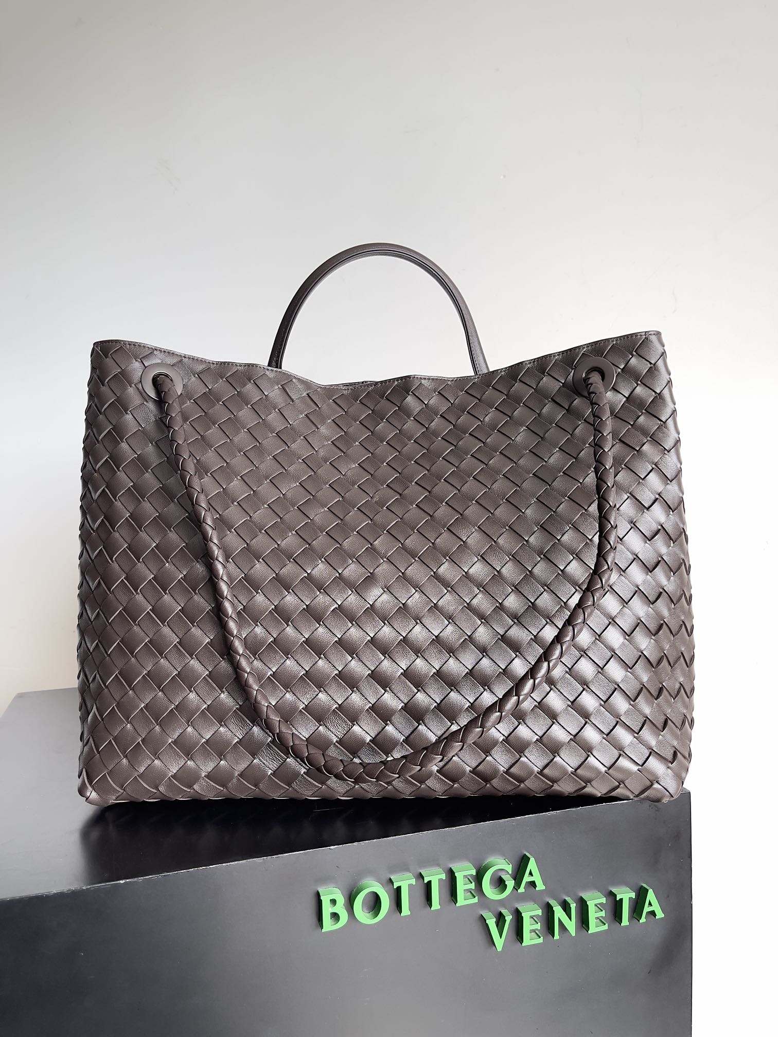 Bottega Veneta Andiamo-45*22*34CM
