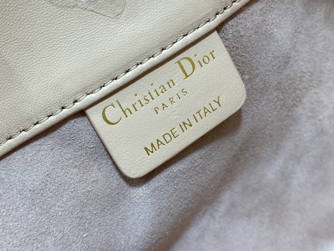 Di0r Diro Ammi Bag-27 * 15 * 12CM