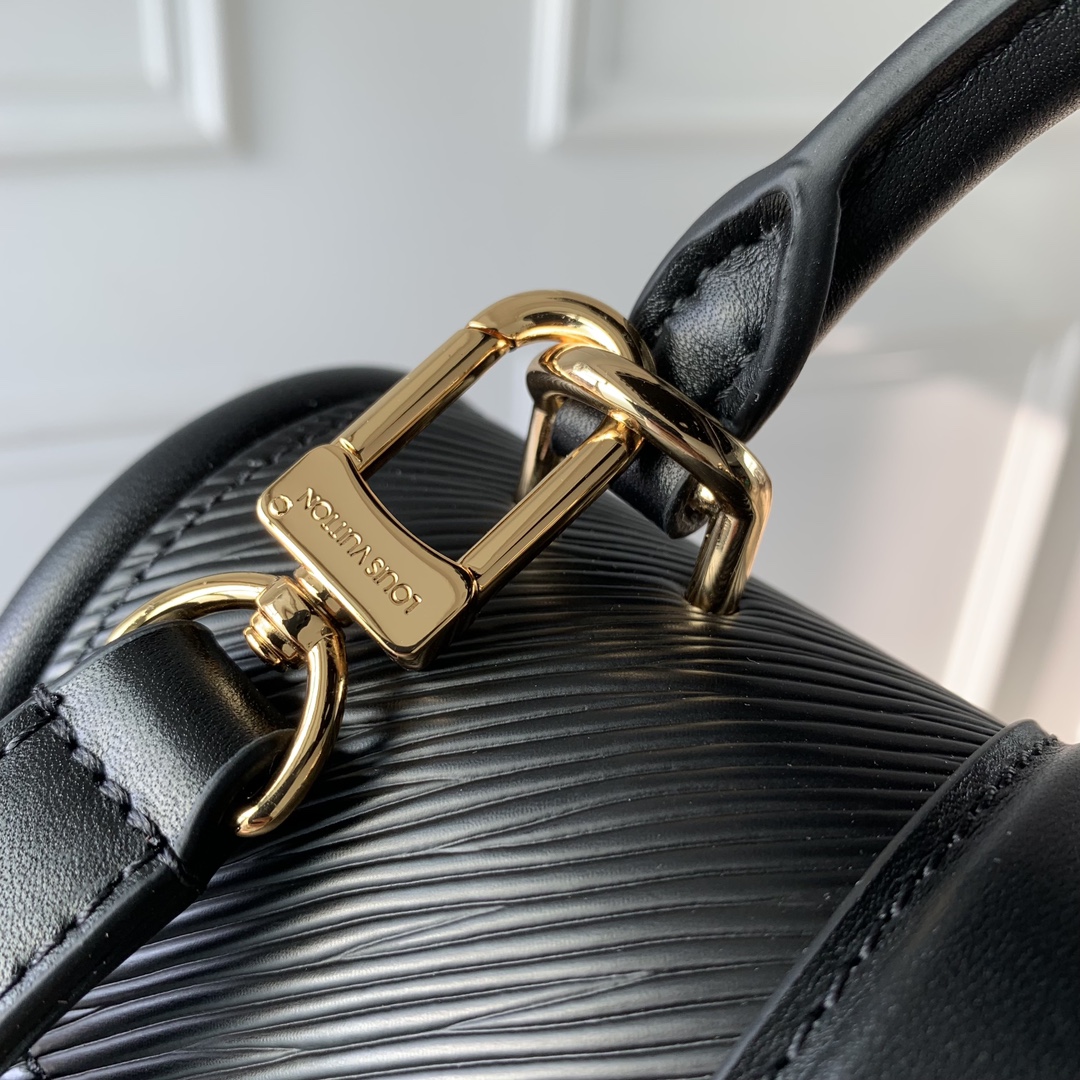 Louis Vuitton Hide & Seek Bag-21 x 15 x 8CM