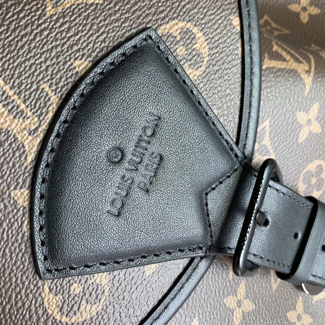 Louis Vuitton Montsouris Backpack-32 x 40 x 19CM
