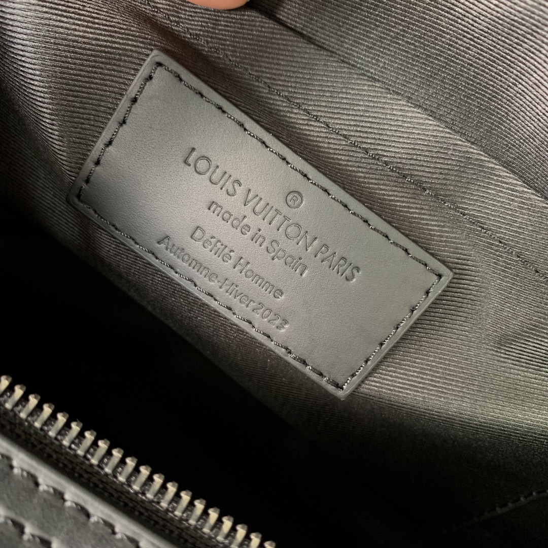 Louis Vuitton Soft Polochon Bag M46692-27x 15x 15CM