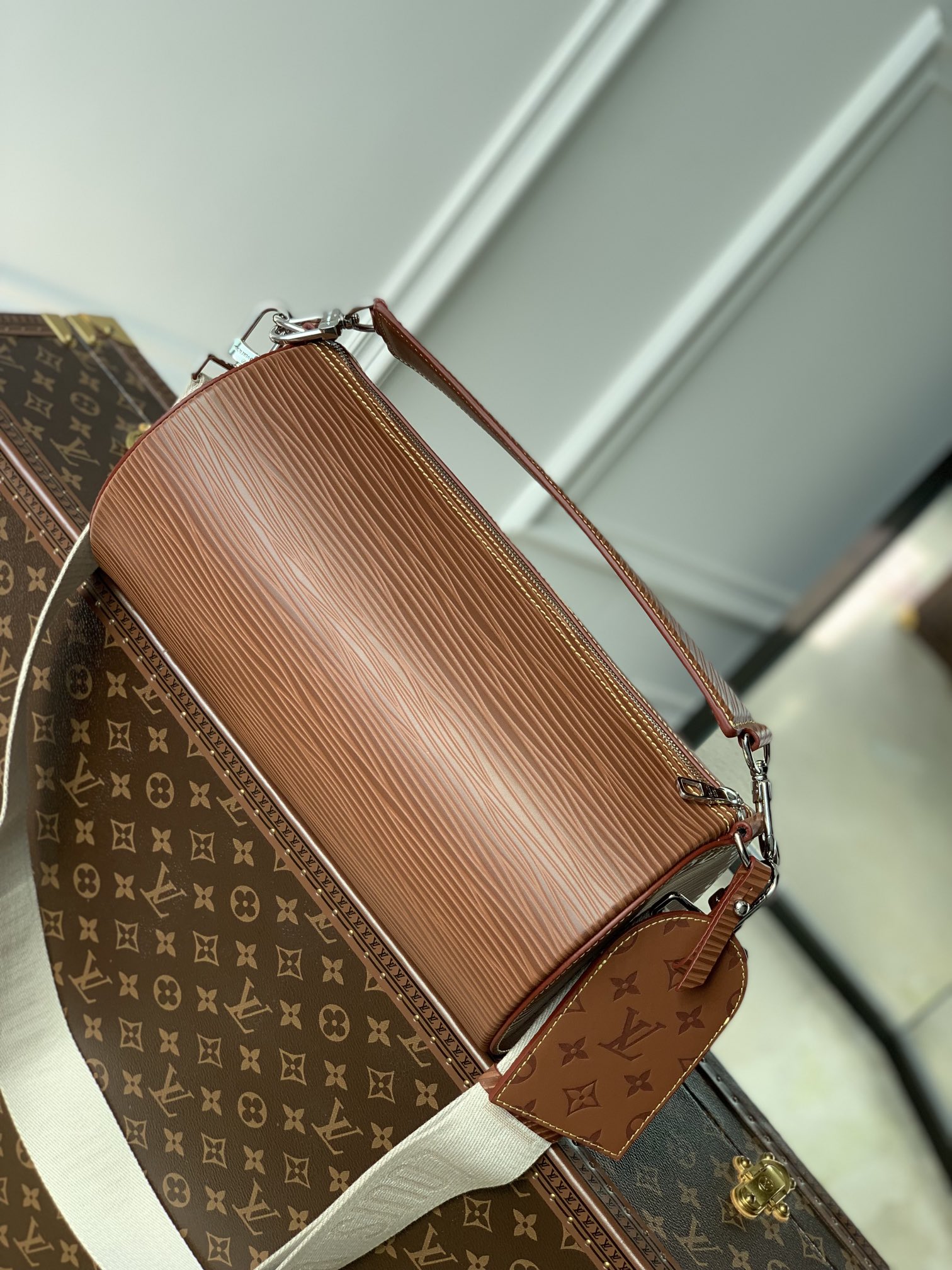 Louis Vuitton Soft Polochon Bag M46692-27x 15x 15CM