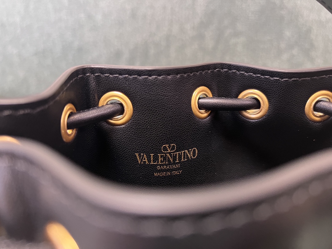 Valentino GARAVANIVLOGO SIGNATURE Bag-12*18*10CM Valentino GARAVANIVLOGO SIGNATURE Bag-12*18*10CM