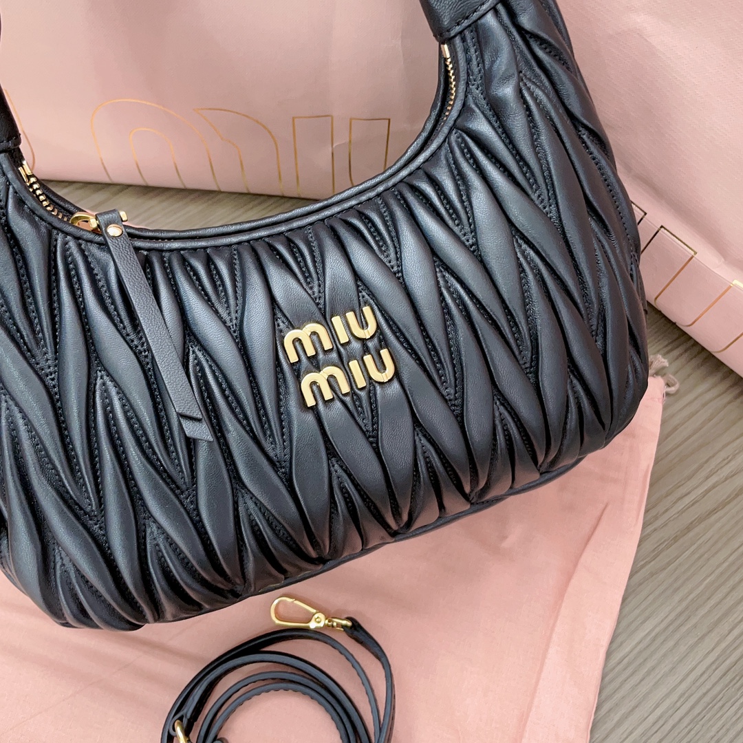 MiuMiu Bag-25X18X7CM