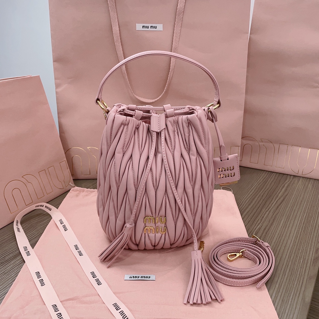 MiuMiu Bag-20X18X14CM