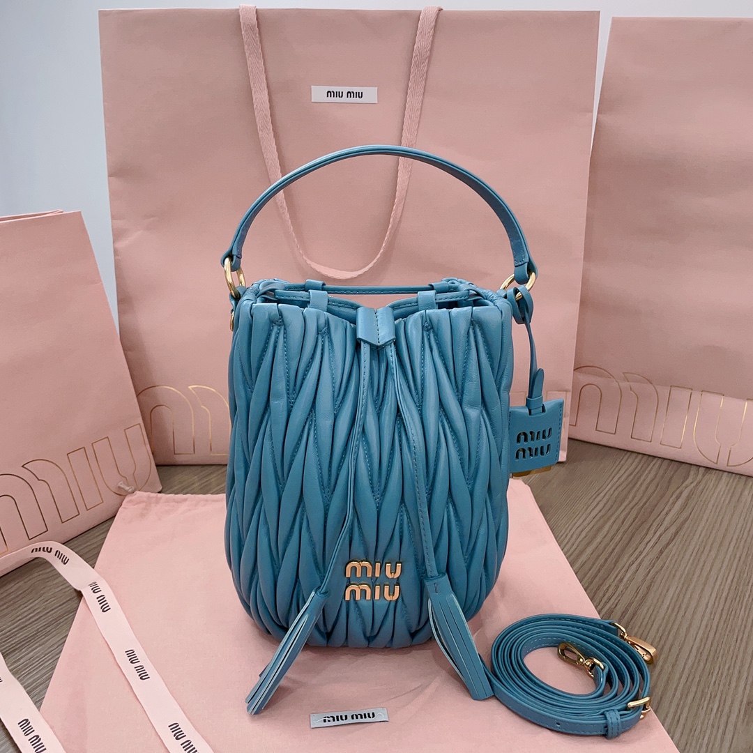 MiuMiu Bag-20X18X14CM
