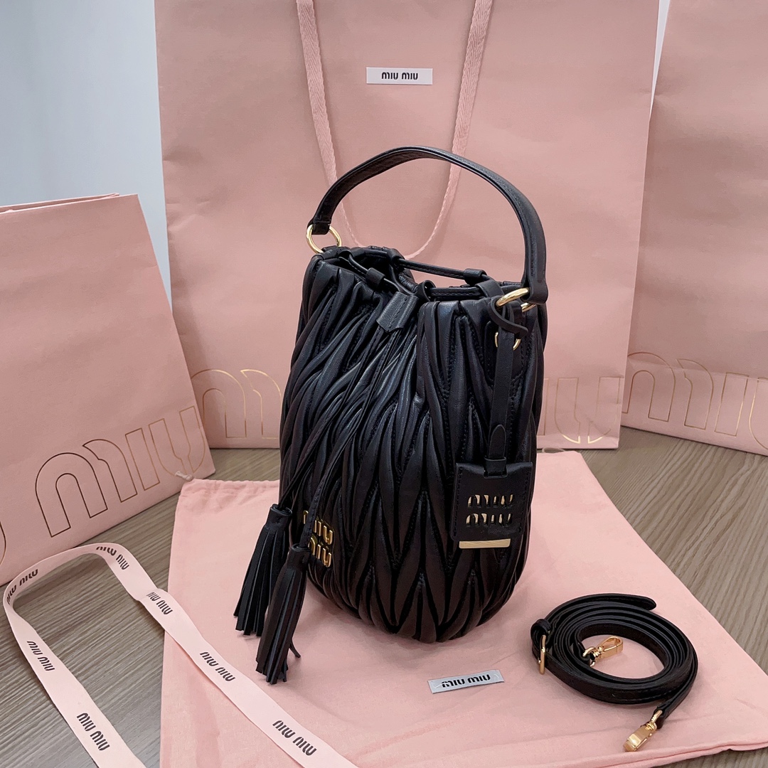 MiuMiu Bag-20X18X14CM