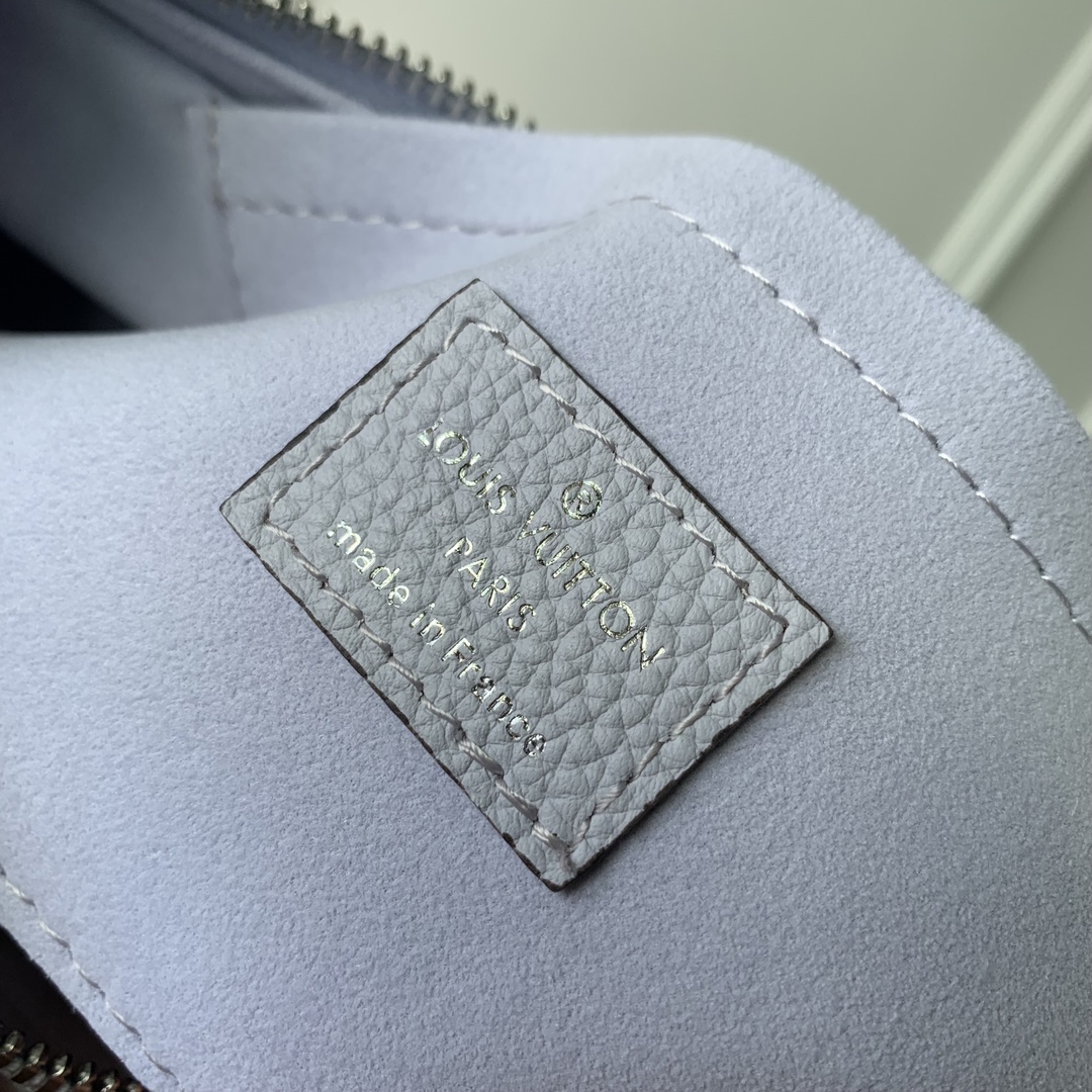 Louis Vuitton Baia Bag-26*17*7.5CM