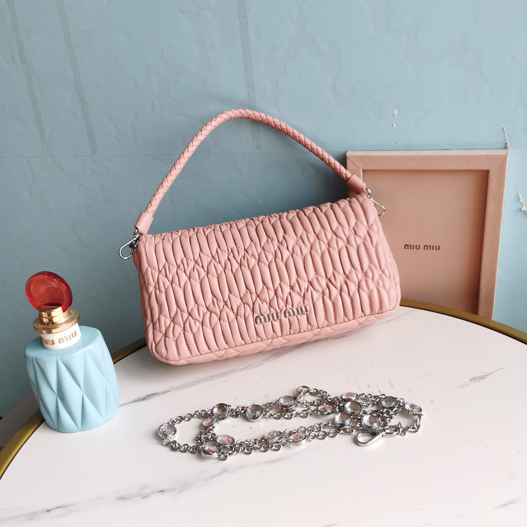 MiuMiu Chain Bag-22.5*4.5*12CM
