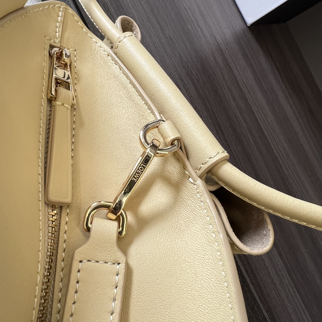 Lowee Paseo Bag-35*11.5*21CM