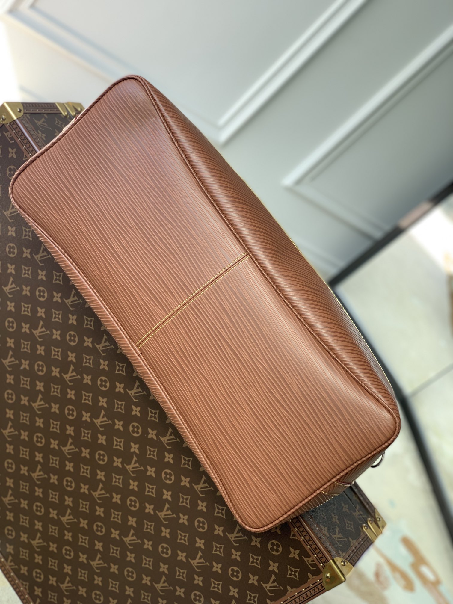 Louis Vuitton Alma Travel Bag-64 x 42 x 22CM