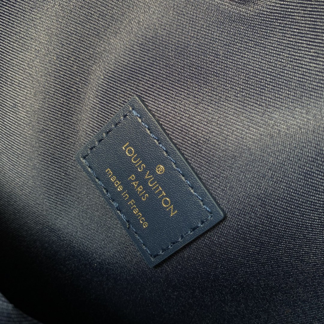 Louis Vuitton Discovery Backpack-29*38*20CM