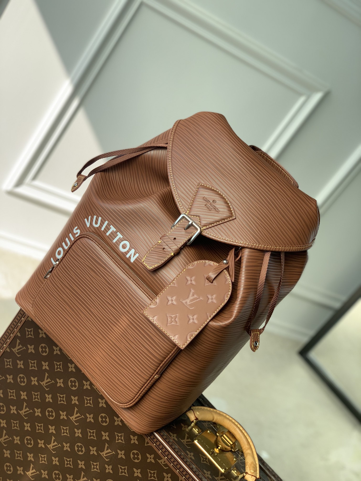 Louis Vuitton Montsouris Backpack-32 x 40 x 19CM