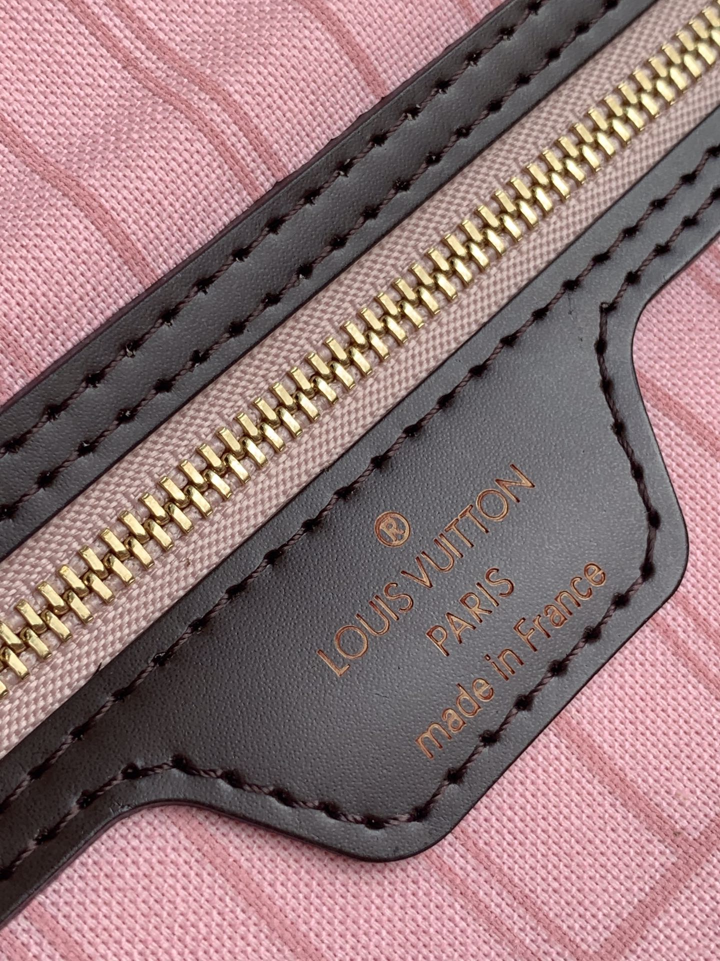 Louis Vuitton Neverfull MM (Pink Inside) -32*29*17CM