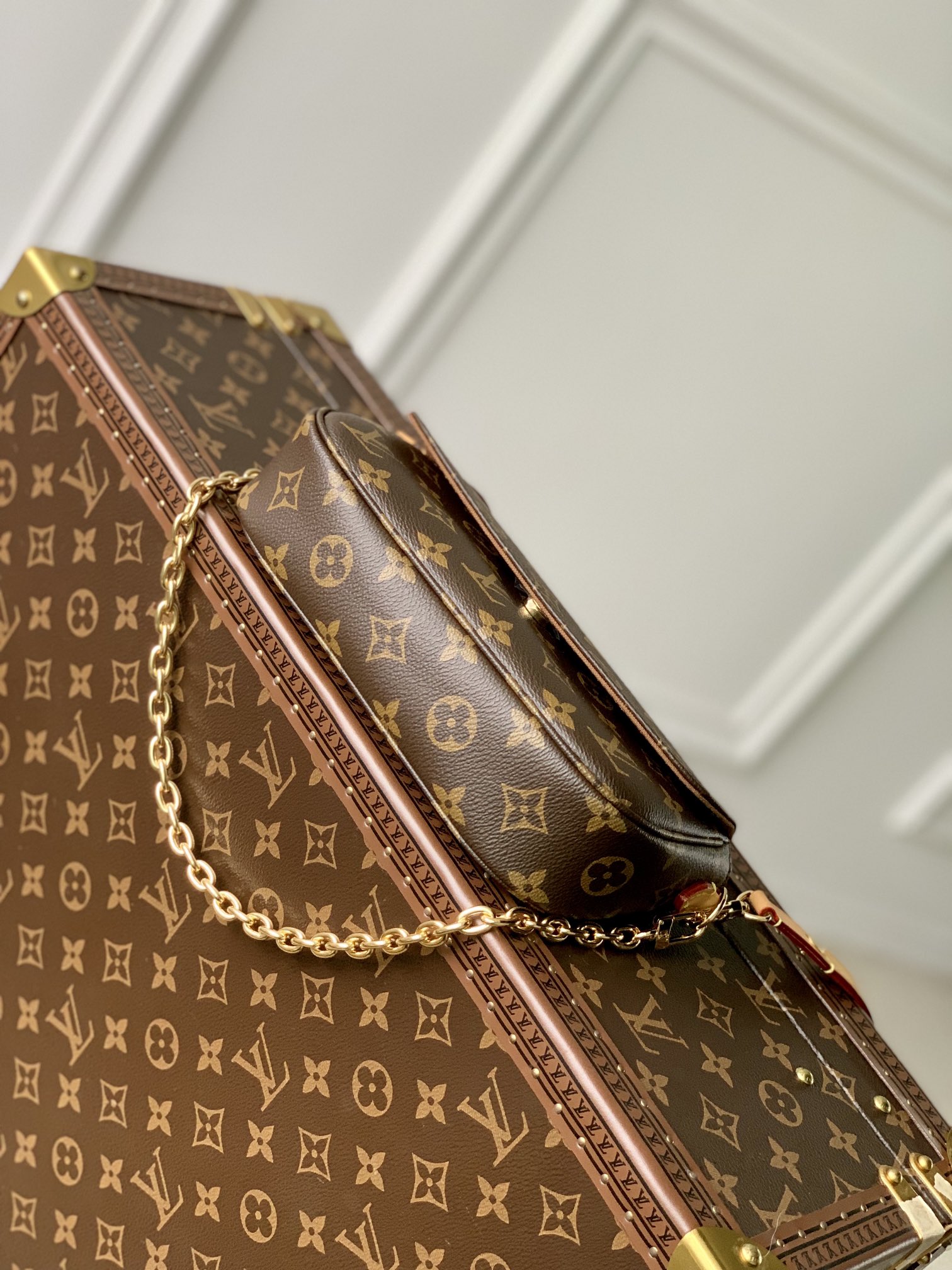 Louis Vuitton Wallet on Chain Ivy-23.5 x 12.0 x 4.3 CM