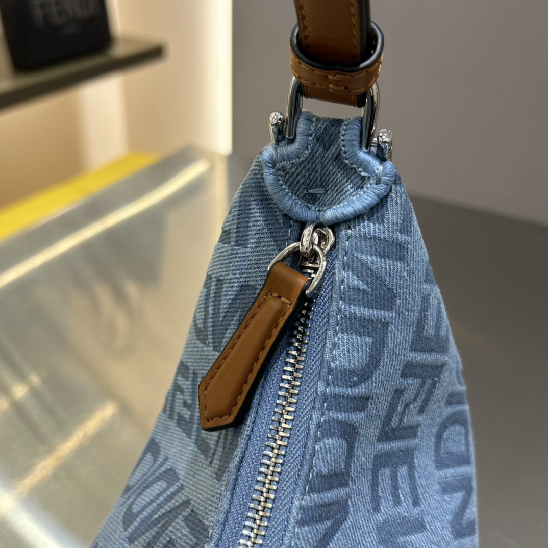 Fendi Praphy-29×24.5x10CM
