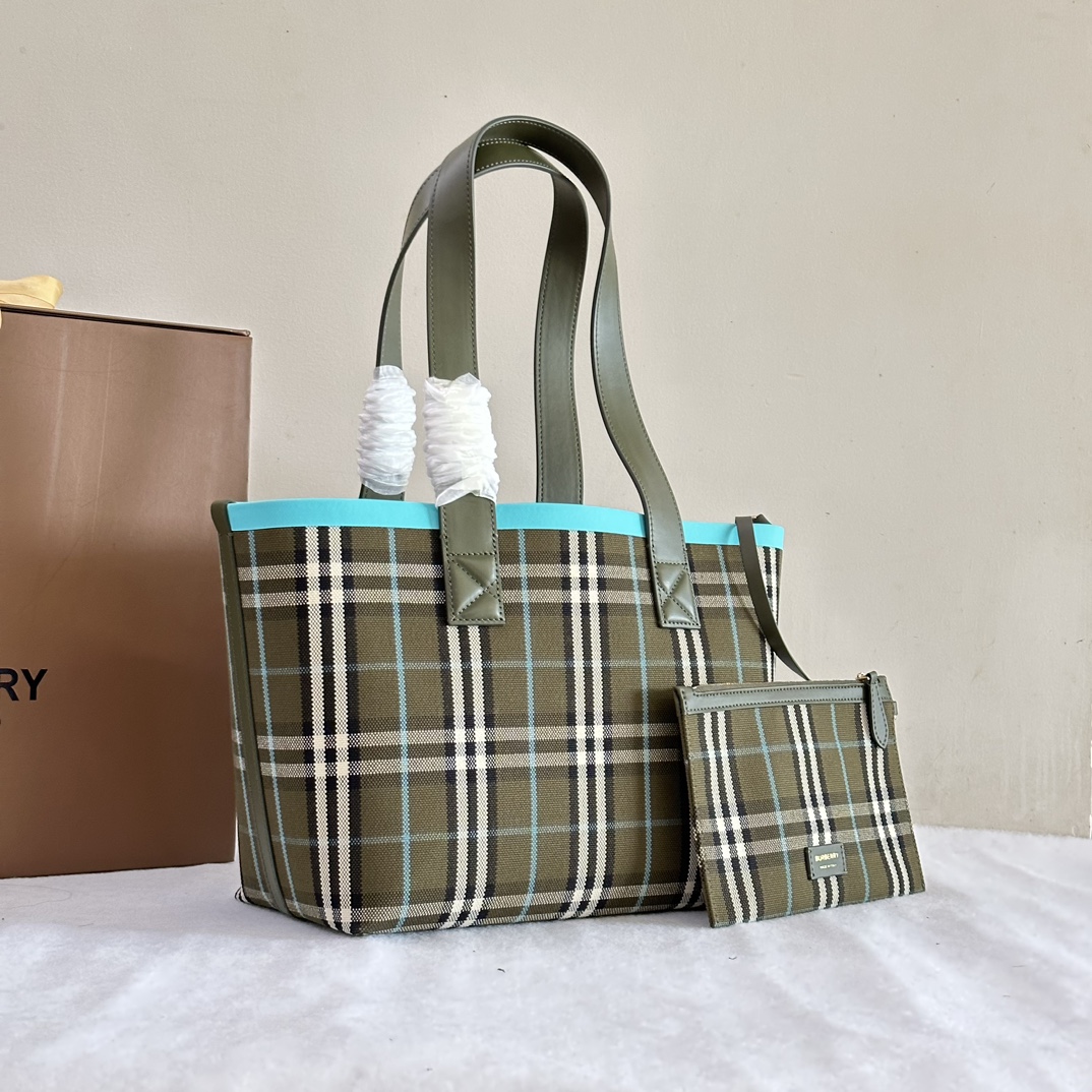 Burberry Tote-44 x 16 x 24.5CM