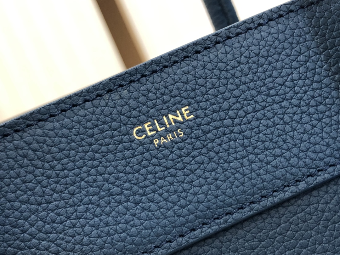 Celin* Luggage Handbags-26CM