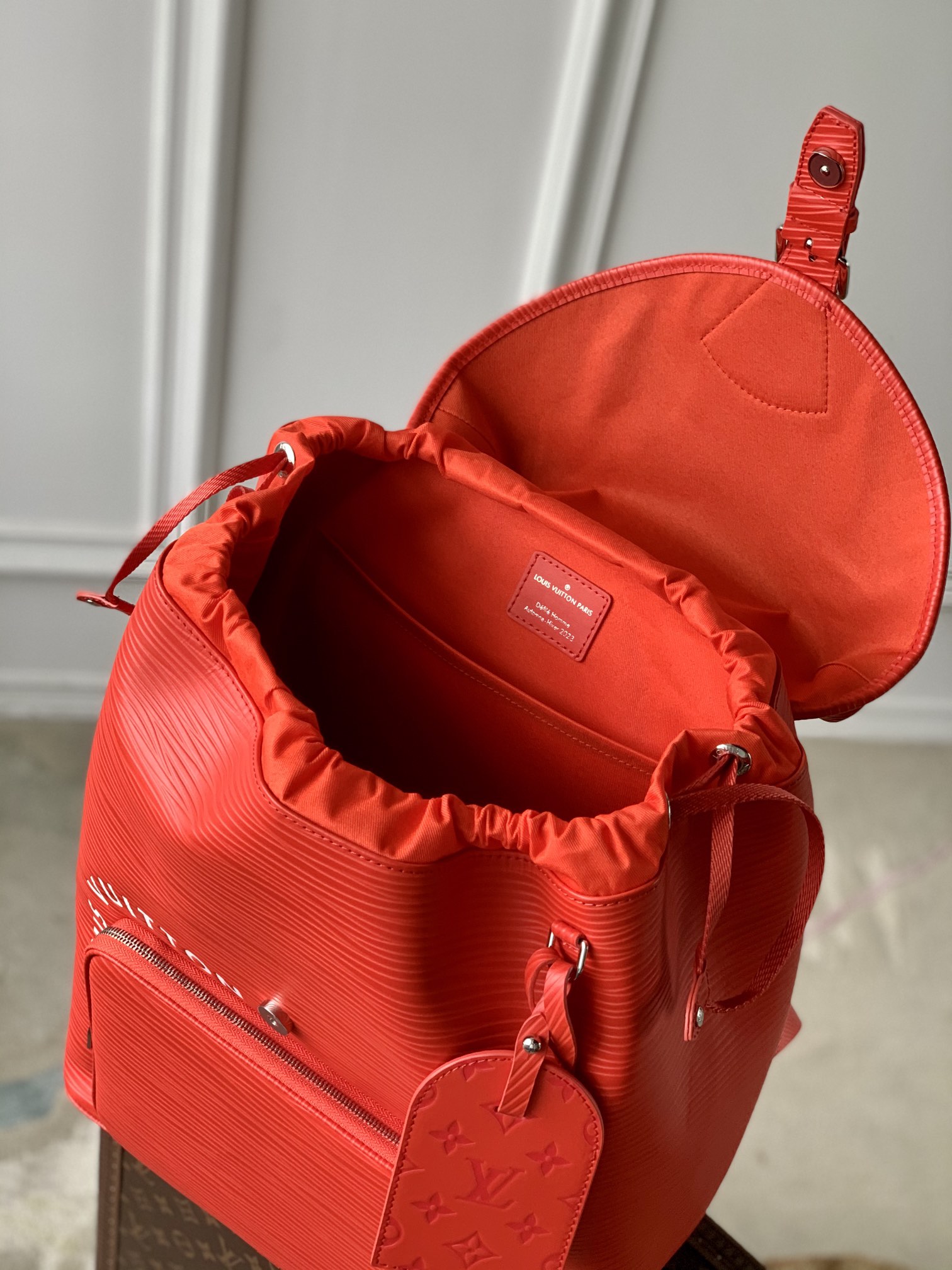 Louis Vuitton Montsouris Backpack-32 x 40 x 19CM