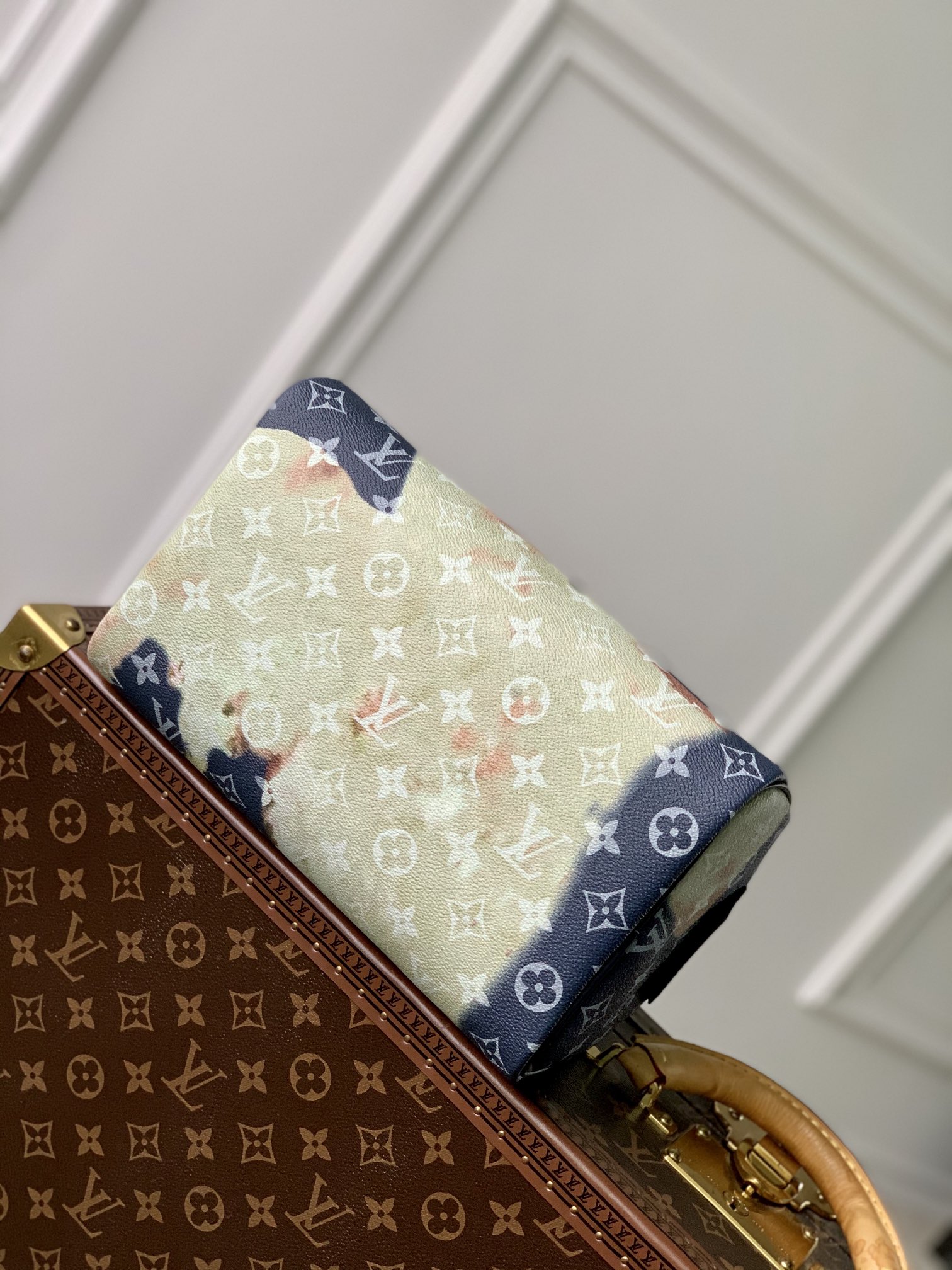 Louis Vuitton Dopp Kit-28 x 15 x 16.5CM Louis Vuitton Dopp Kit-28 x 15 x 16.5CM