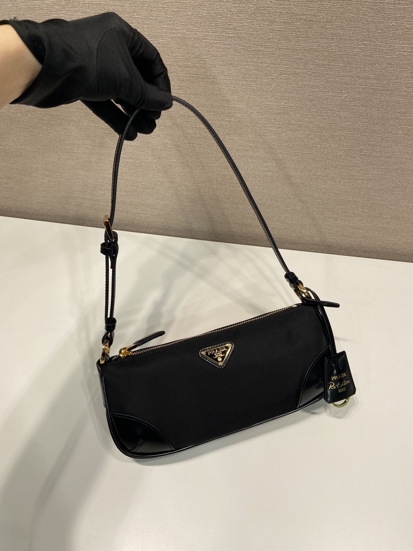 Prada Re-Edition 2002 Bag-1BC201-23.5*10*5CM