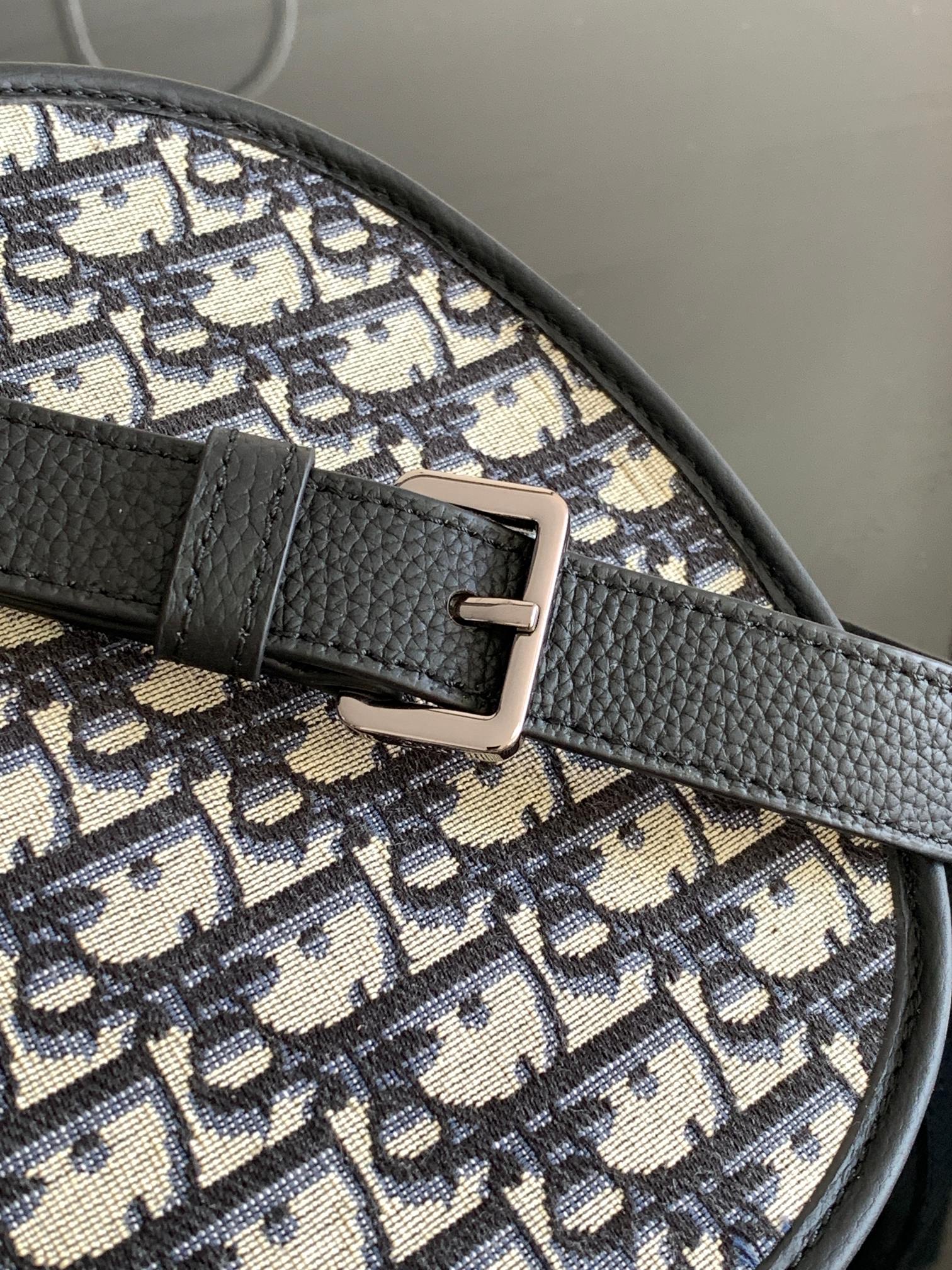 Diro Gallop Messenger Bag-20.5 x 16 x 5CM