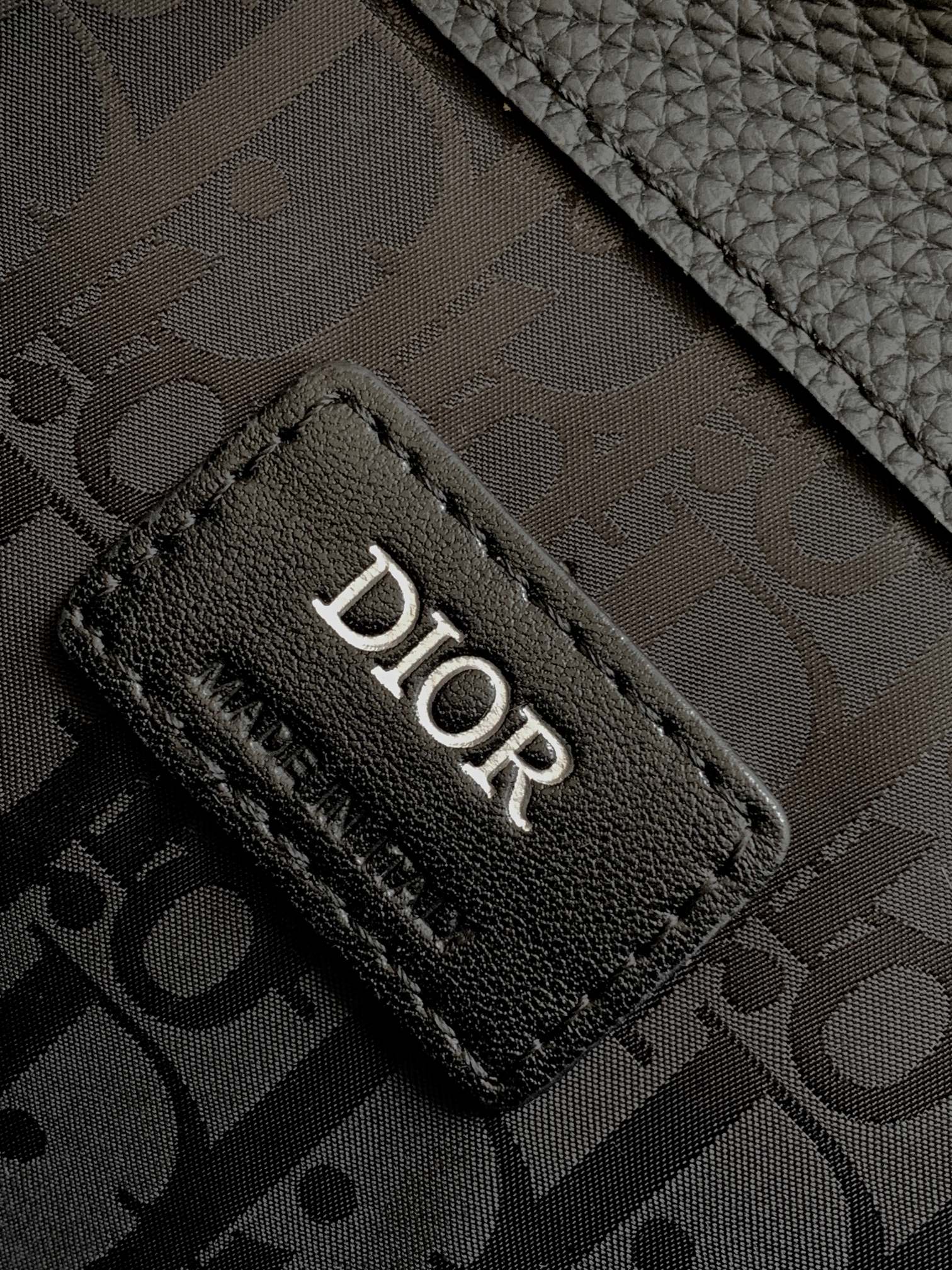 Diro Gallop Messenger Bag-20.5 x 16 x 5CM