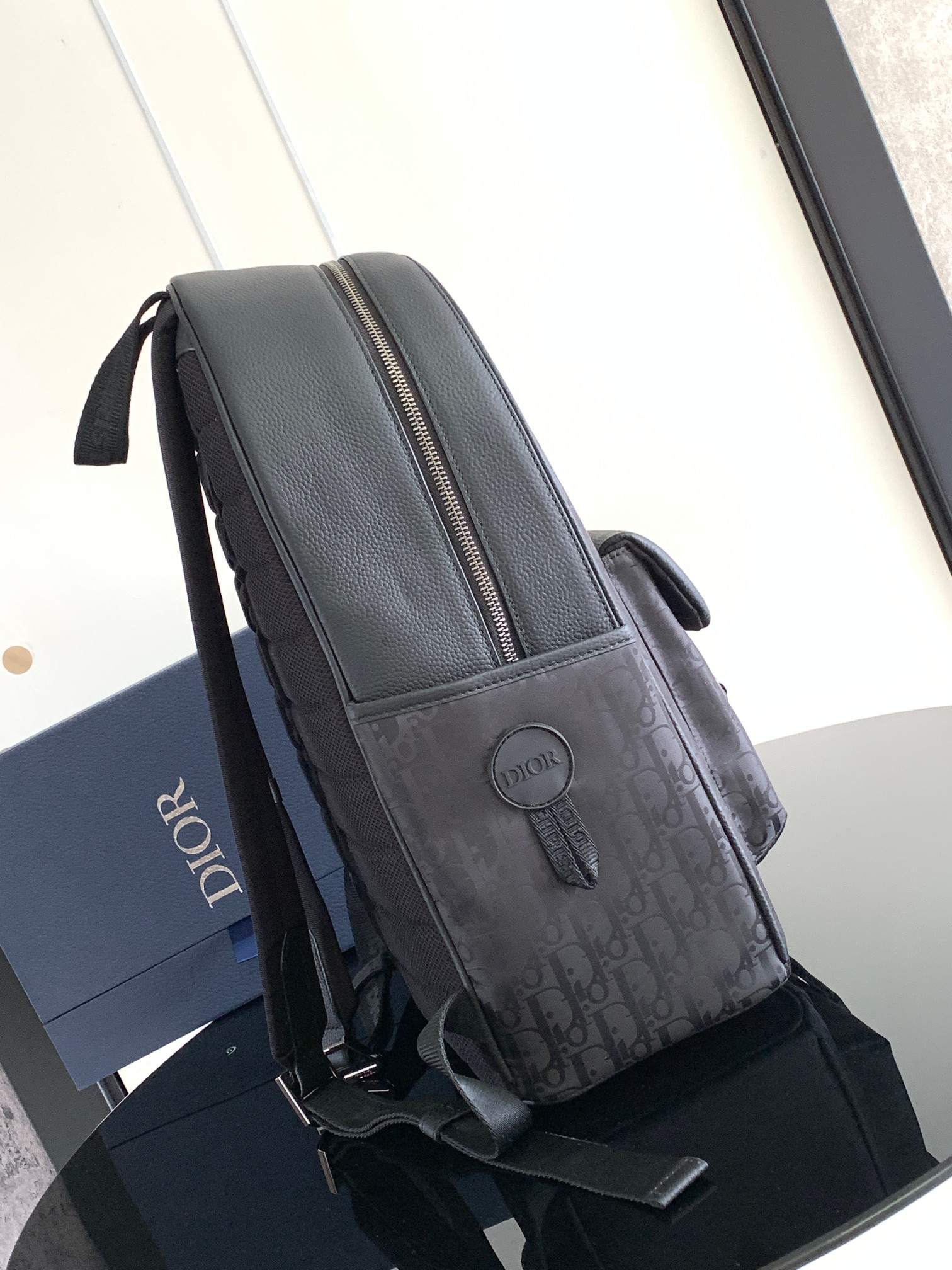 Diro Explorer Backpack-30 x 42 x 14.5CM