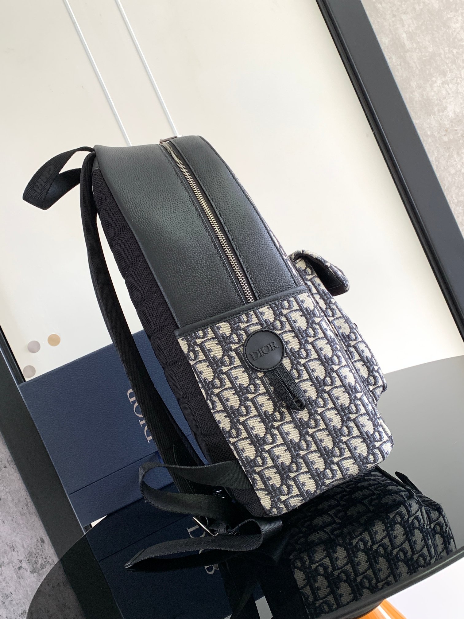 Diro Explorer Backpack-30 x 42 x 14.5CM