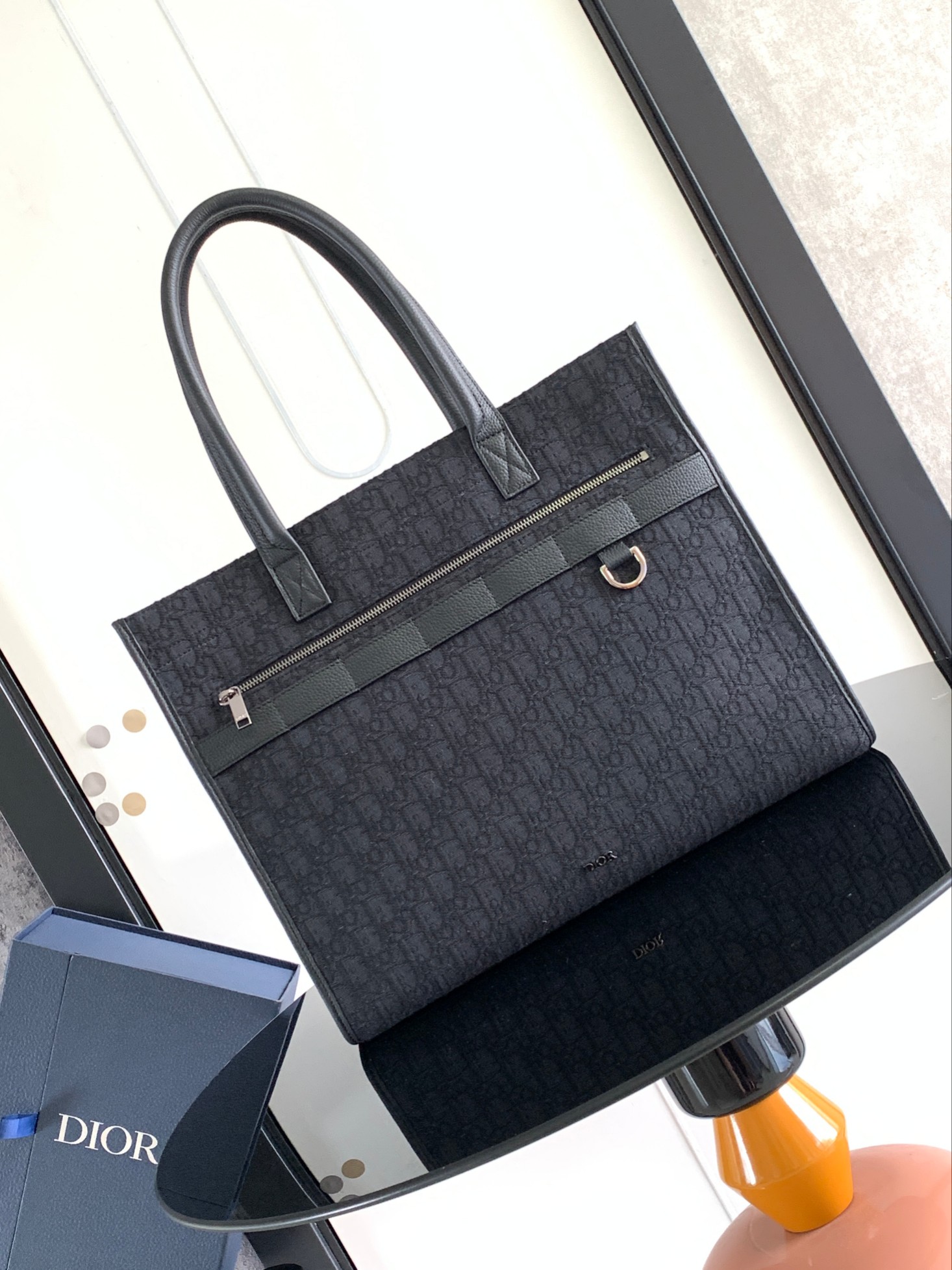 Diro Safari Tote-39 x 35 x 11CM