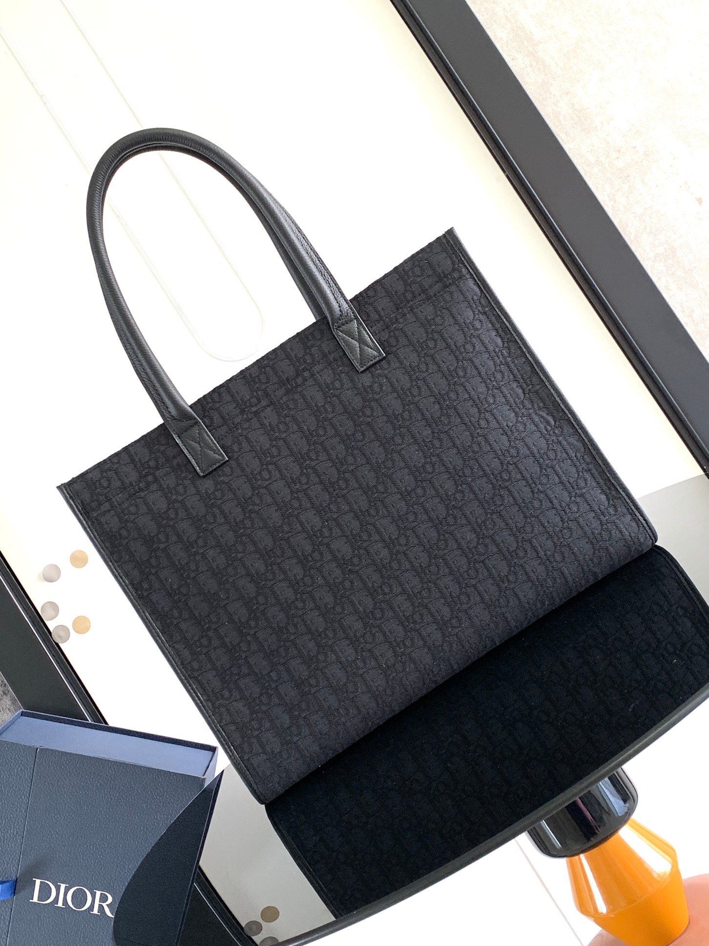 Diro Safari Tote-39 x 35 x 11CM