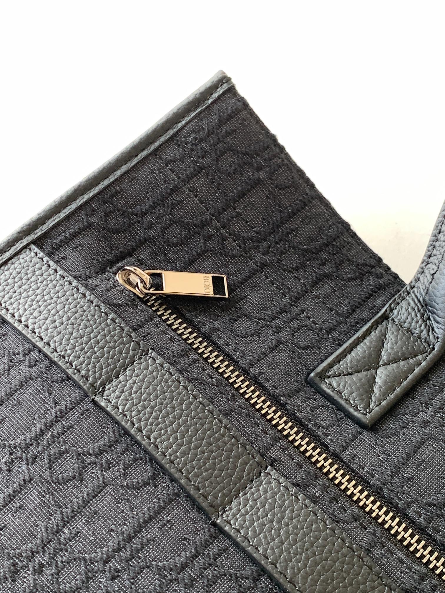 Diro Safari Tote-39 x 35 x 11CM