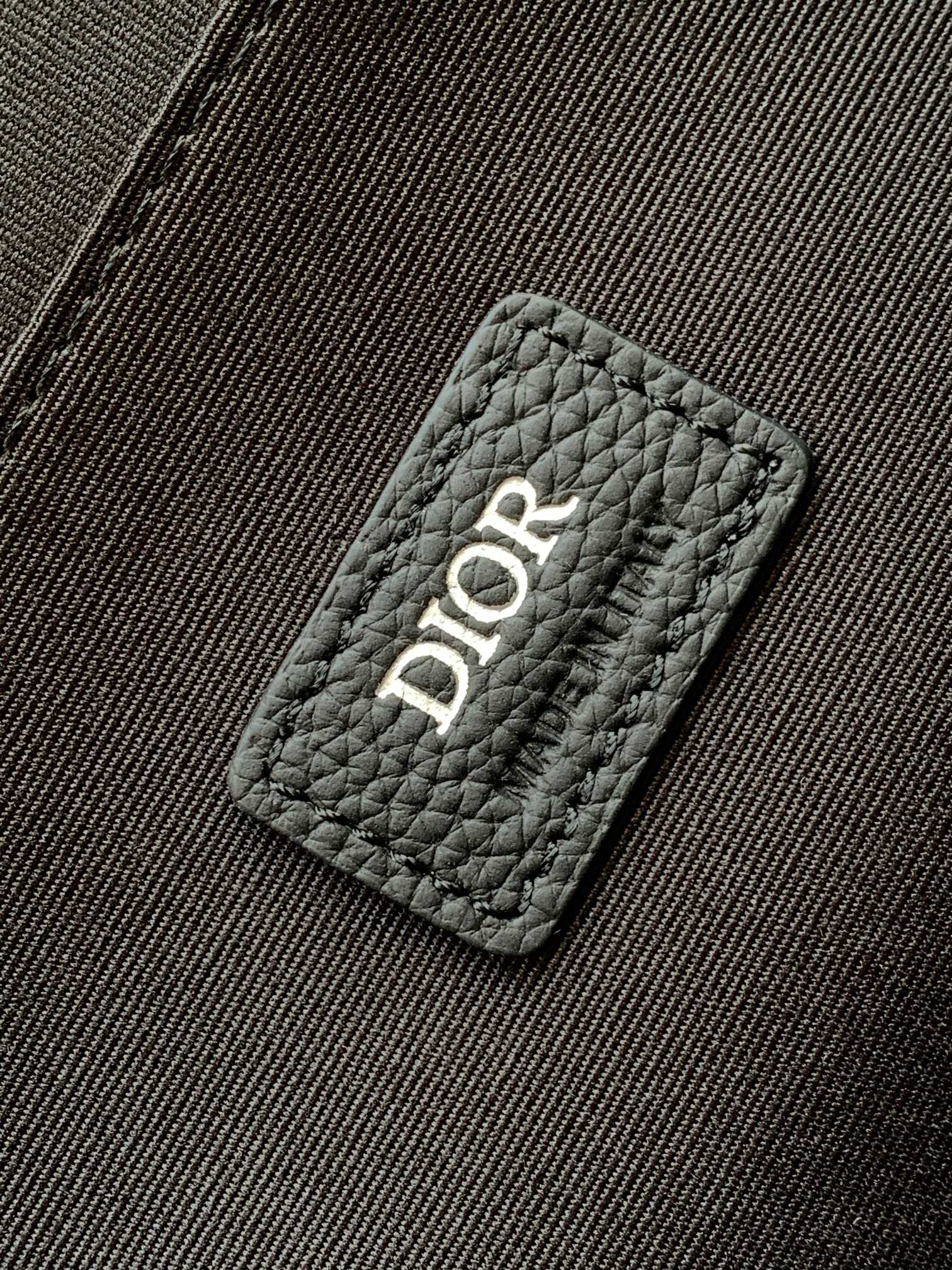 Diro Safari Tote-39 x 35 x 11CM