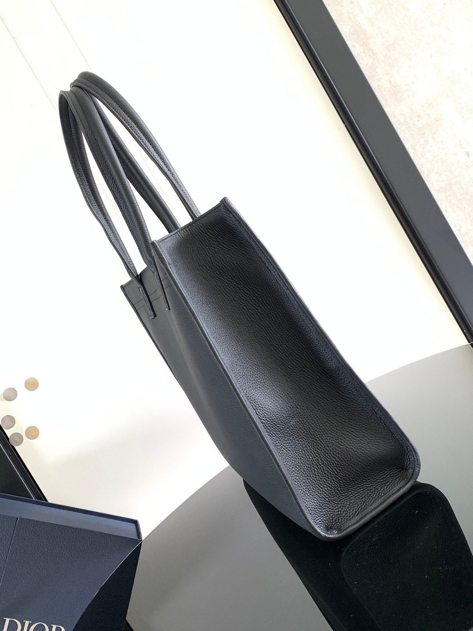 Diro Safari Tote-39 x 35 x 11CM