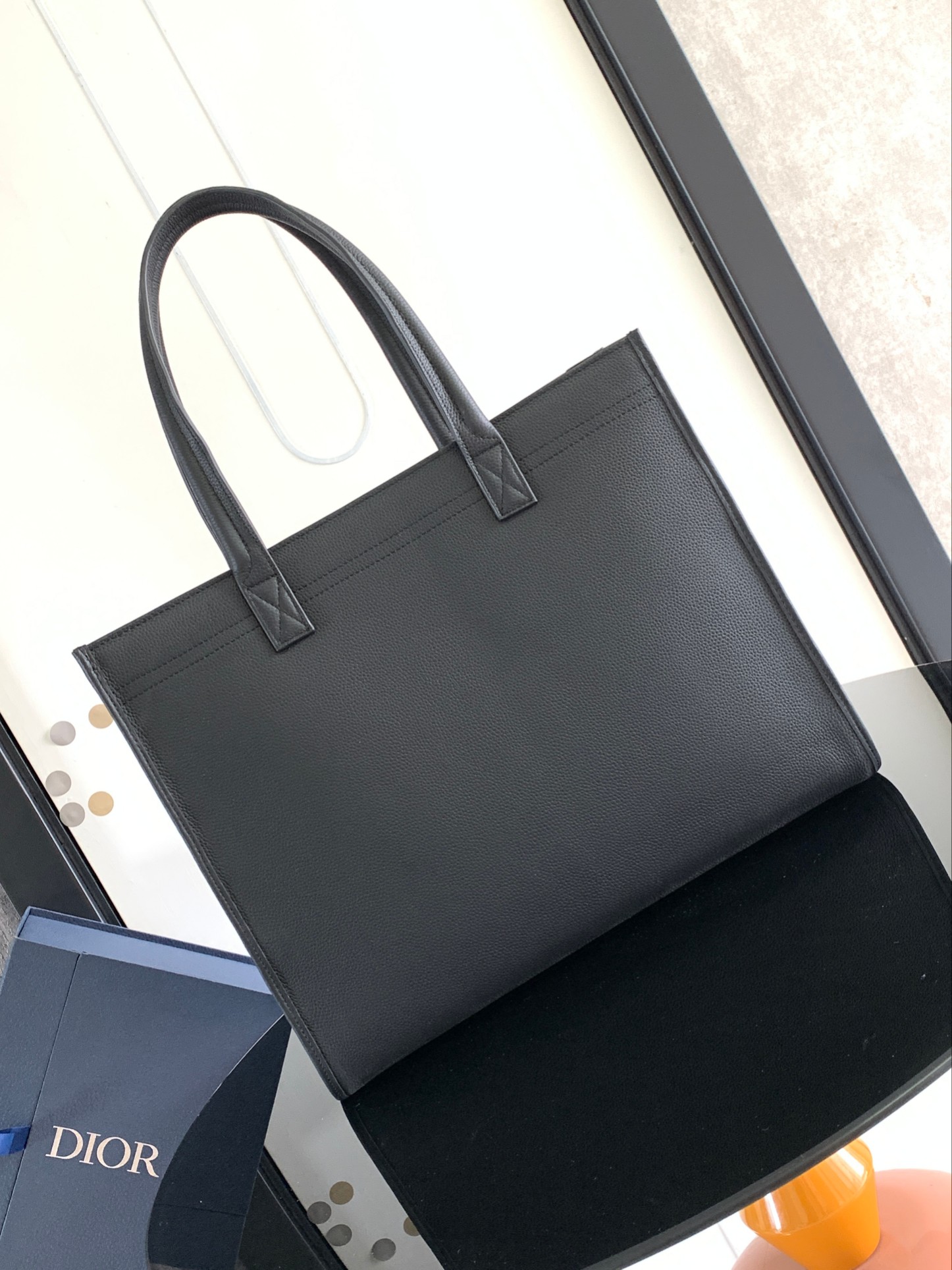 Diro Safari Tote-39 x 35 x 11CM