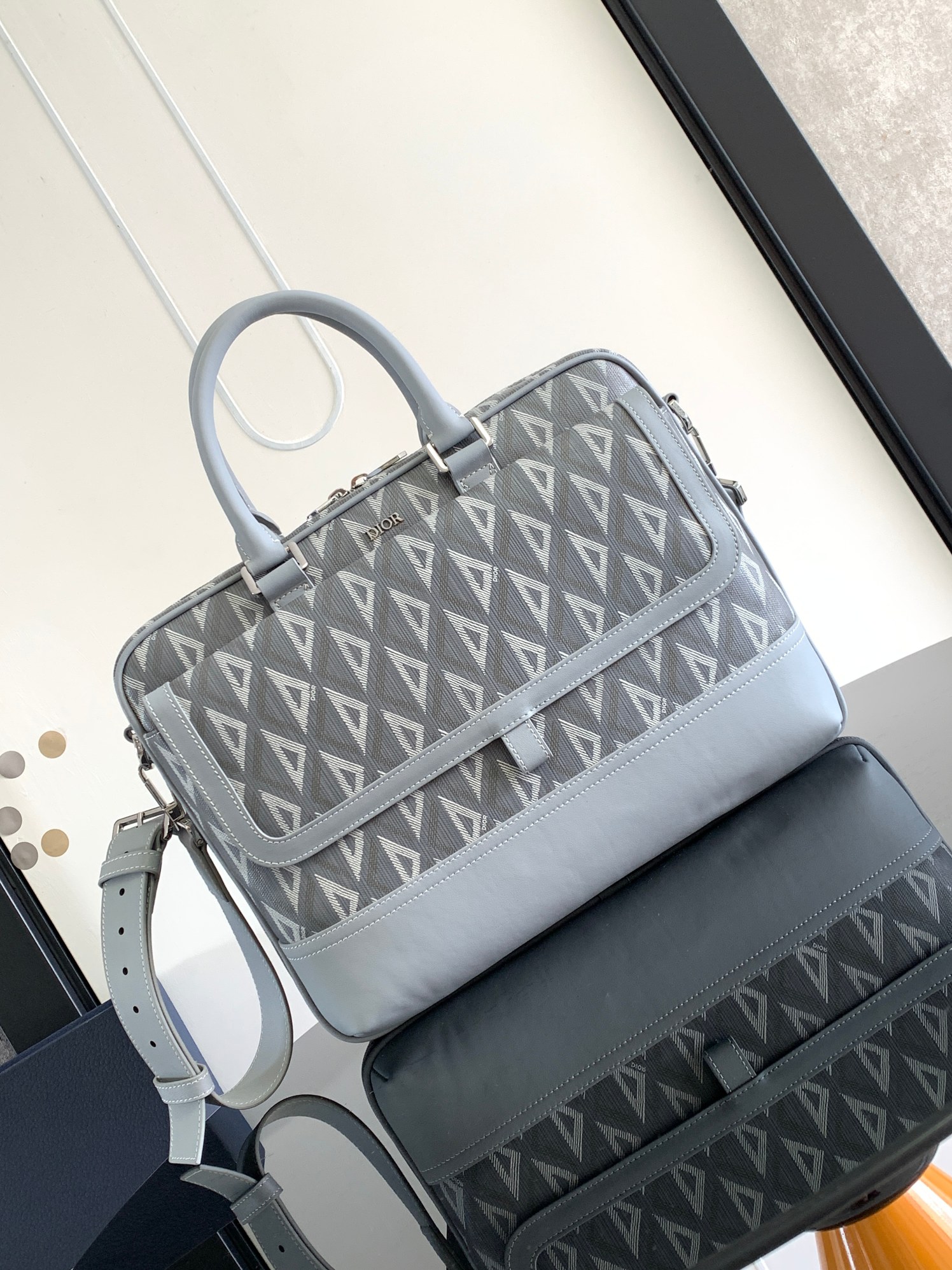 Diro Hit the Road Bag-36.5 x 26 x 11CM