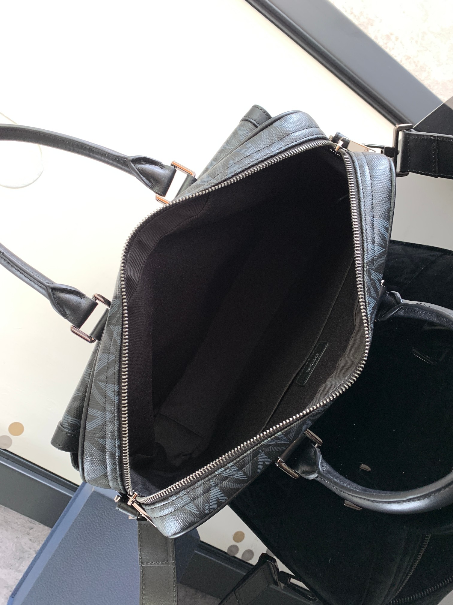 Diro Hit the Road Bag-36.5 x 26 x 11CM