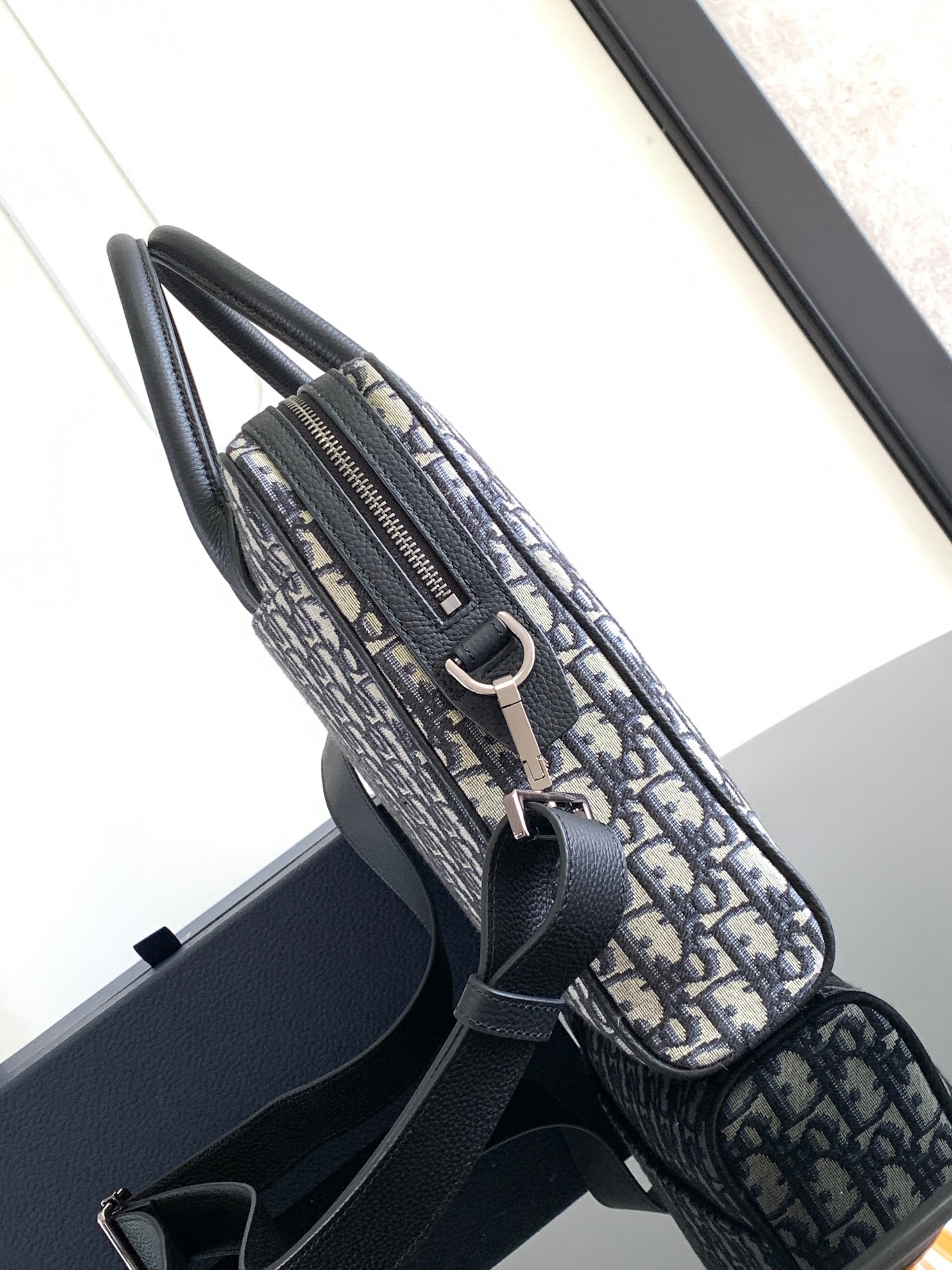 Diro Men’s Messenger Bag-38x28x7CM